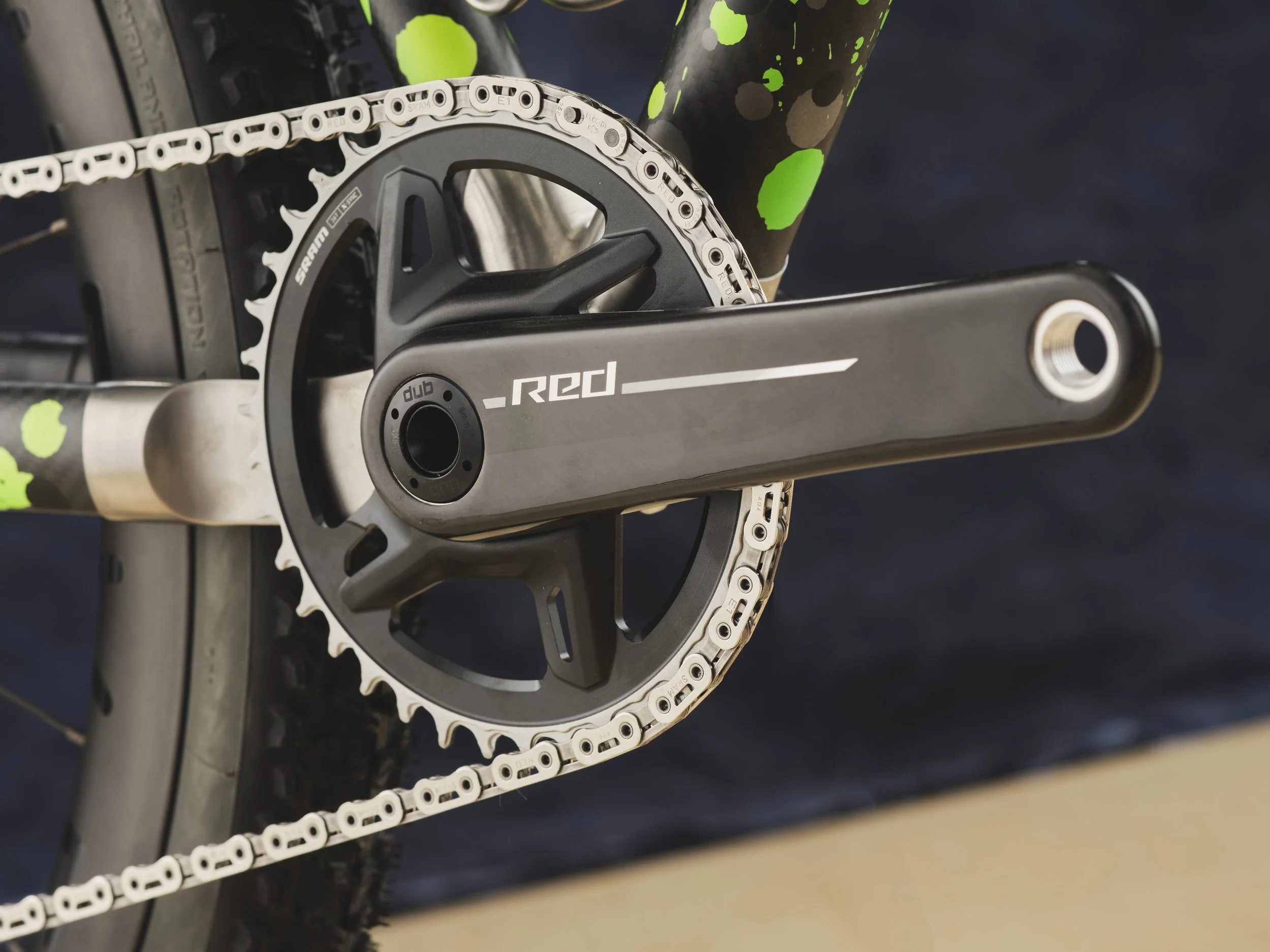 AG-BespokedDresden25-BestGravel-Curve-05.JPG