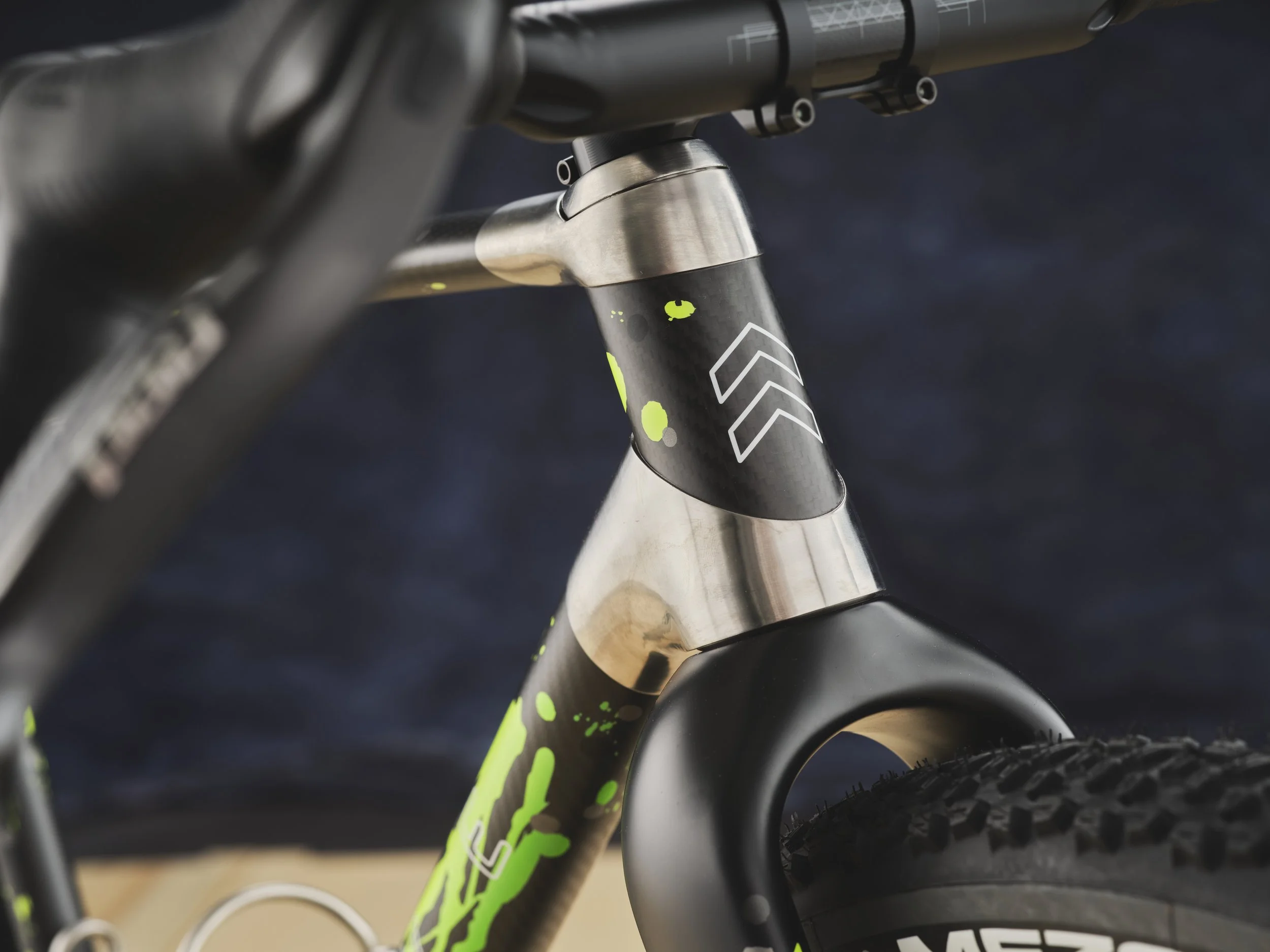 AG-BespokedDresden25-BestGravel-Curve-02.JPG