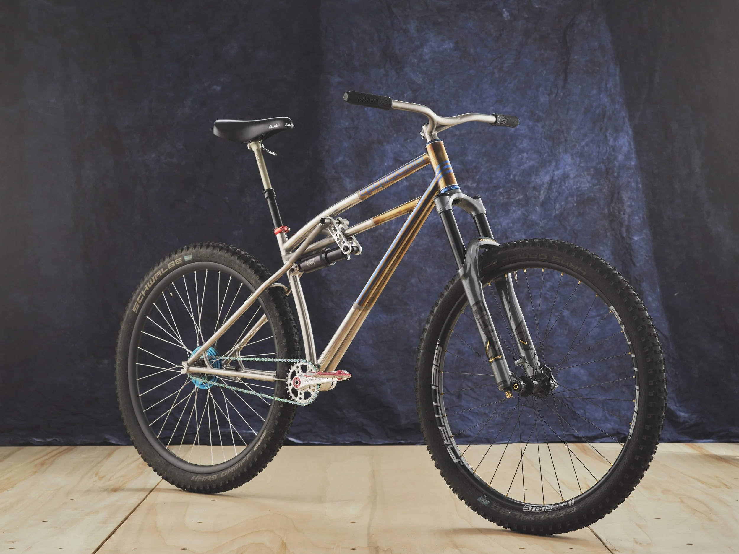 AG-BespokedDresden25-BestOffRoadBike-BlackSheep-01.JPG