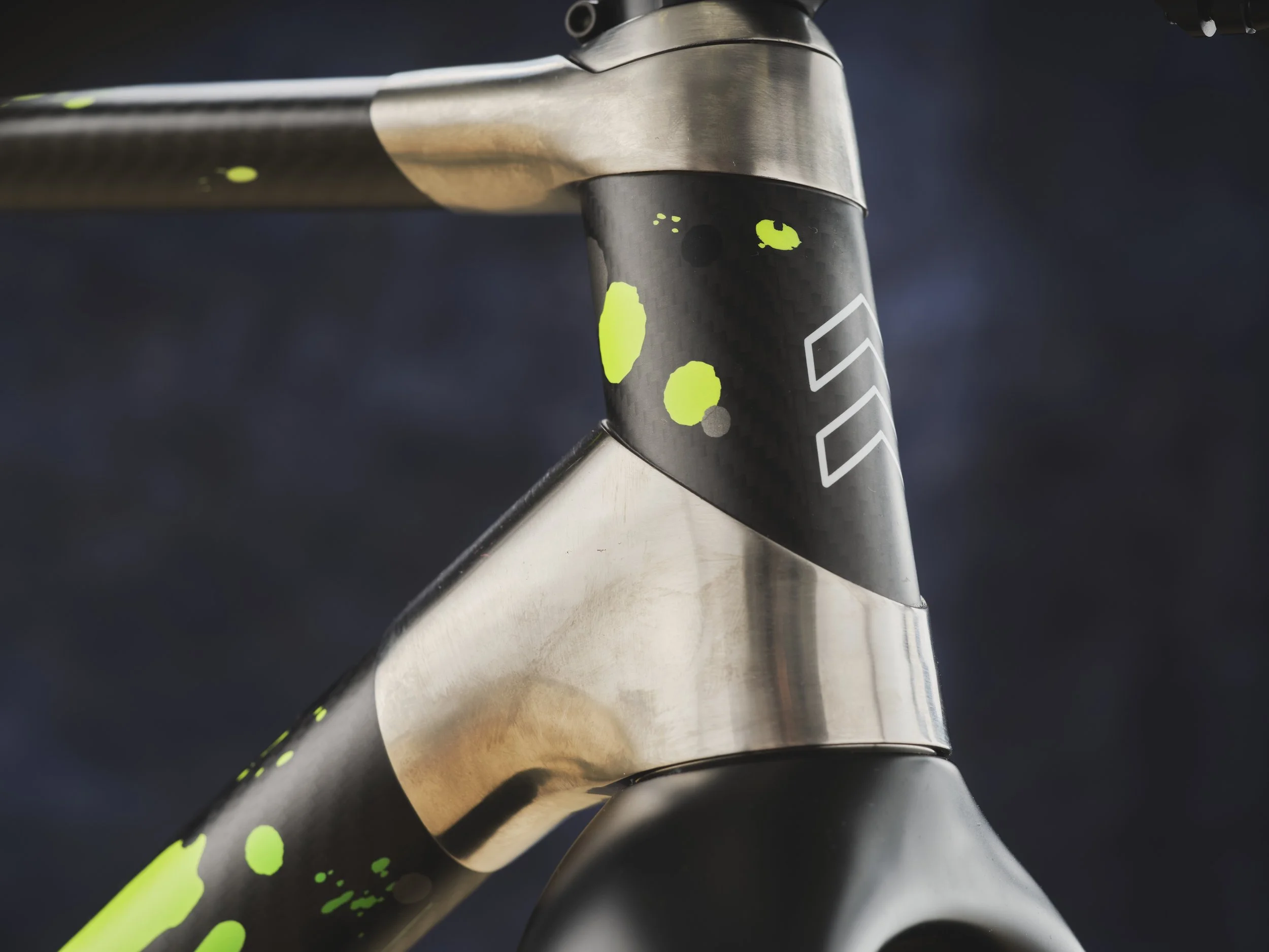 AG-BespokedDresden25-BestGravel-Curve-09.JPG
