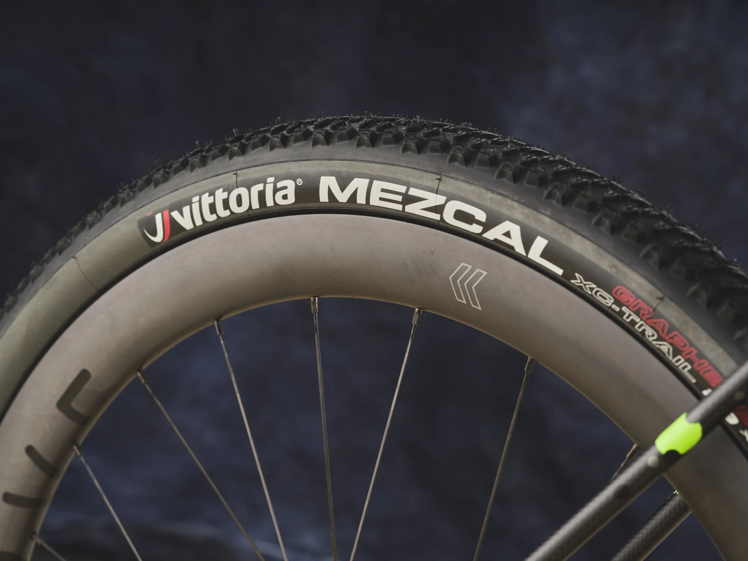AG-BespokedDresden25-BestGravel-Curve-12.JPG