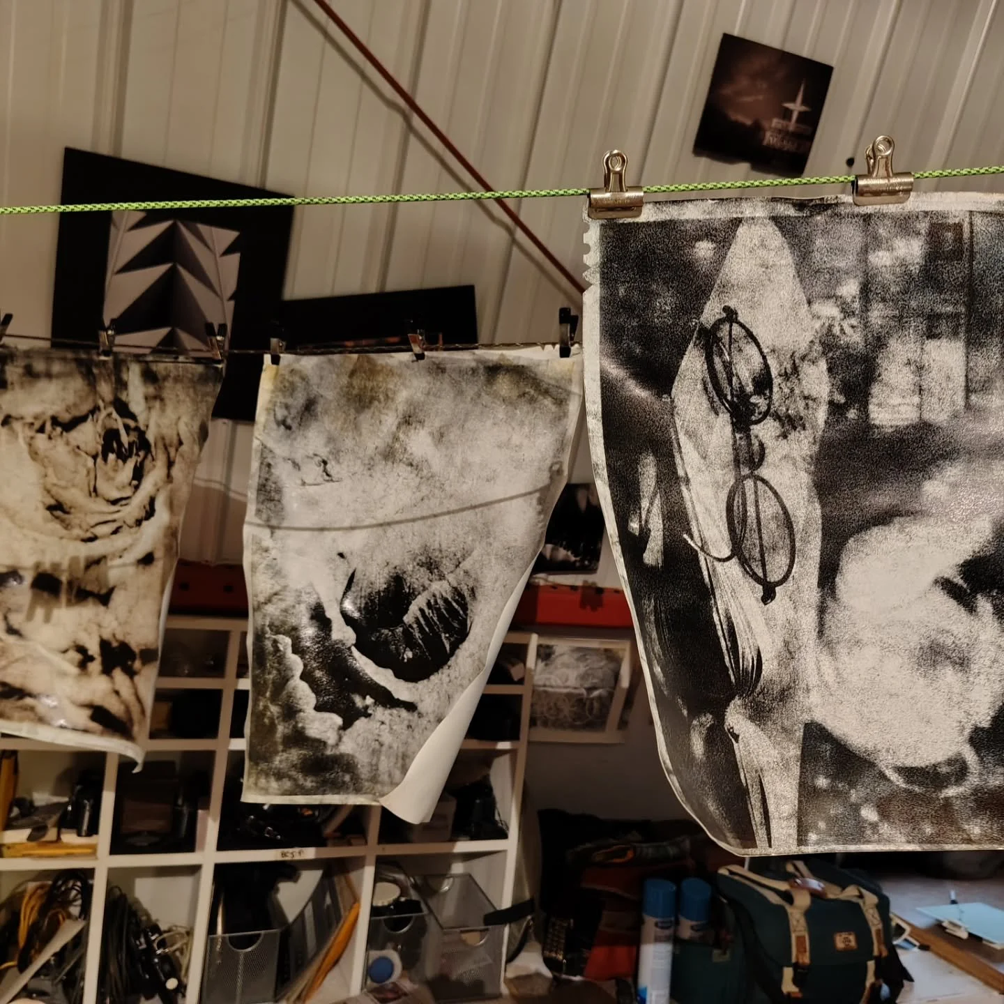 We don't kid around that all of our art is produced and finished by hand in the studio.

#artistlife #originalart #cantstoparting #supportthearts