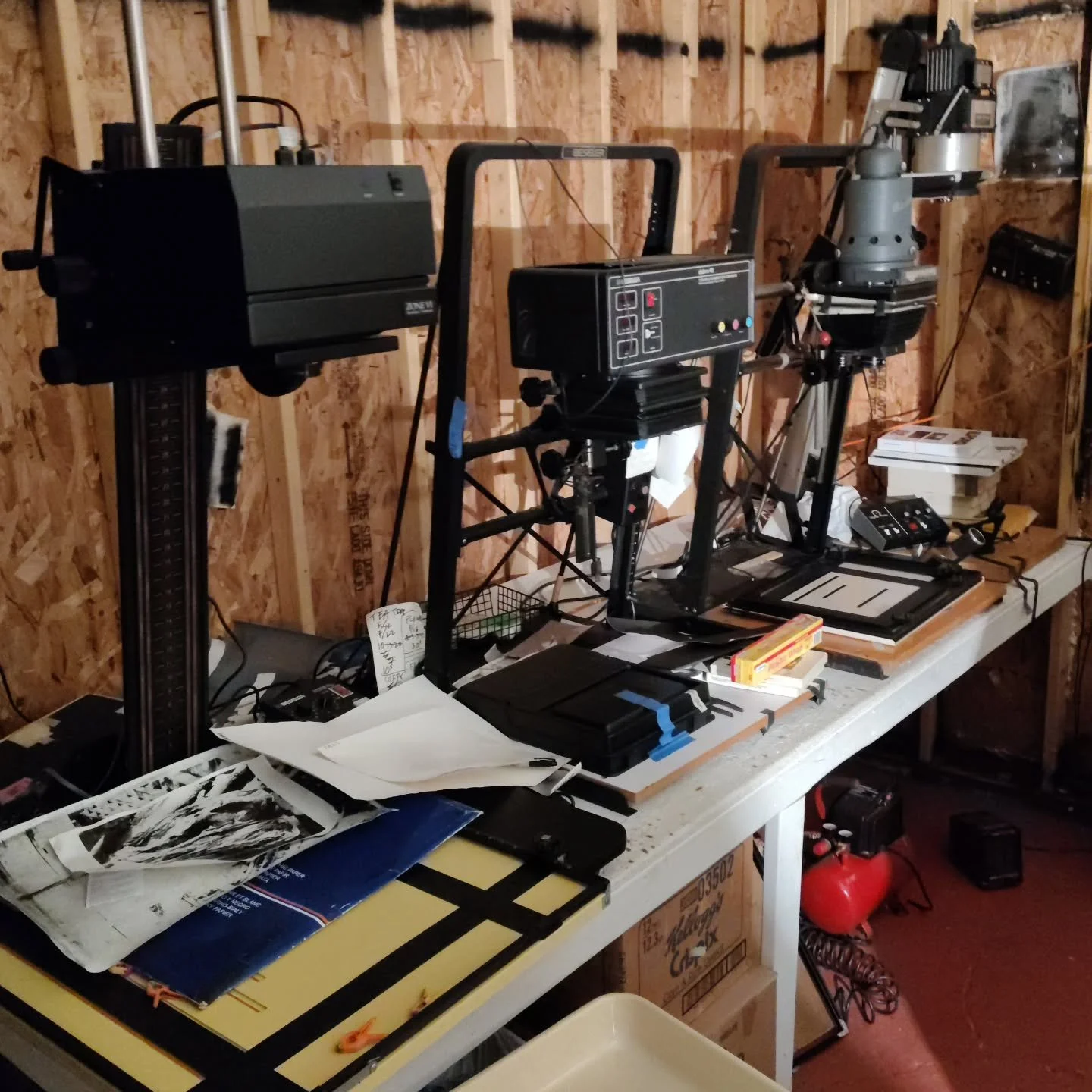 Vision transfer units...the darkroom is ready for another long print session.
#analogphotography #darkroom #originalart