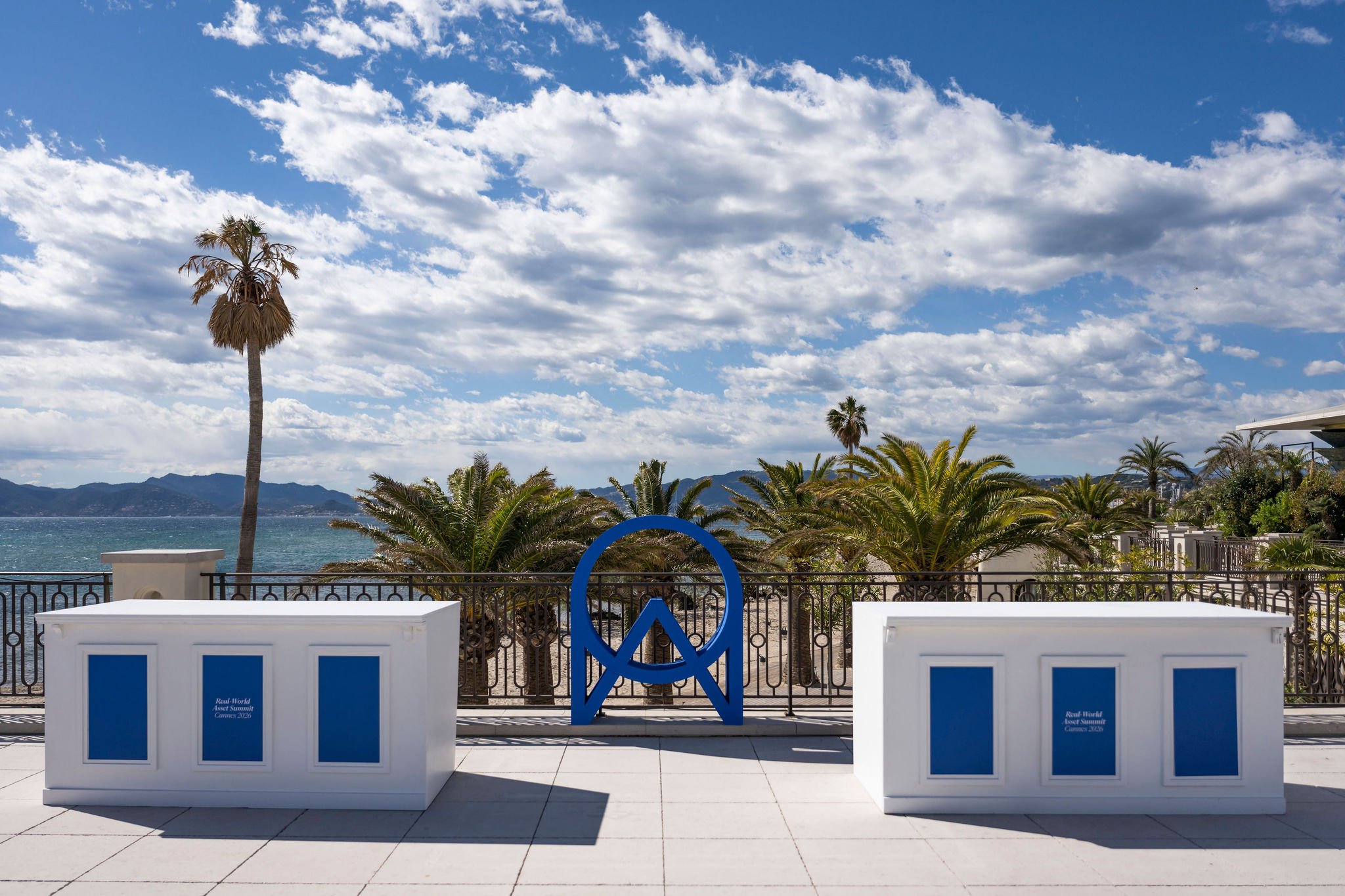 Crypto Conference - Cannes