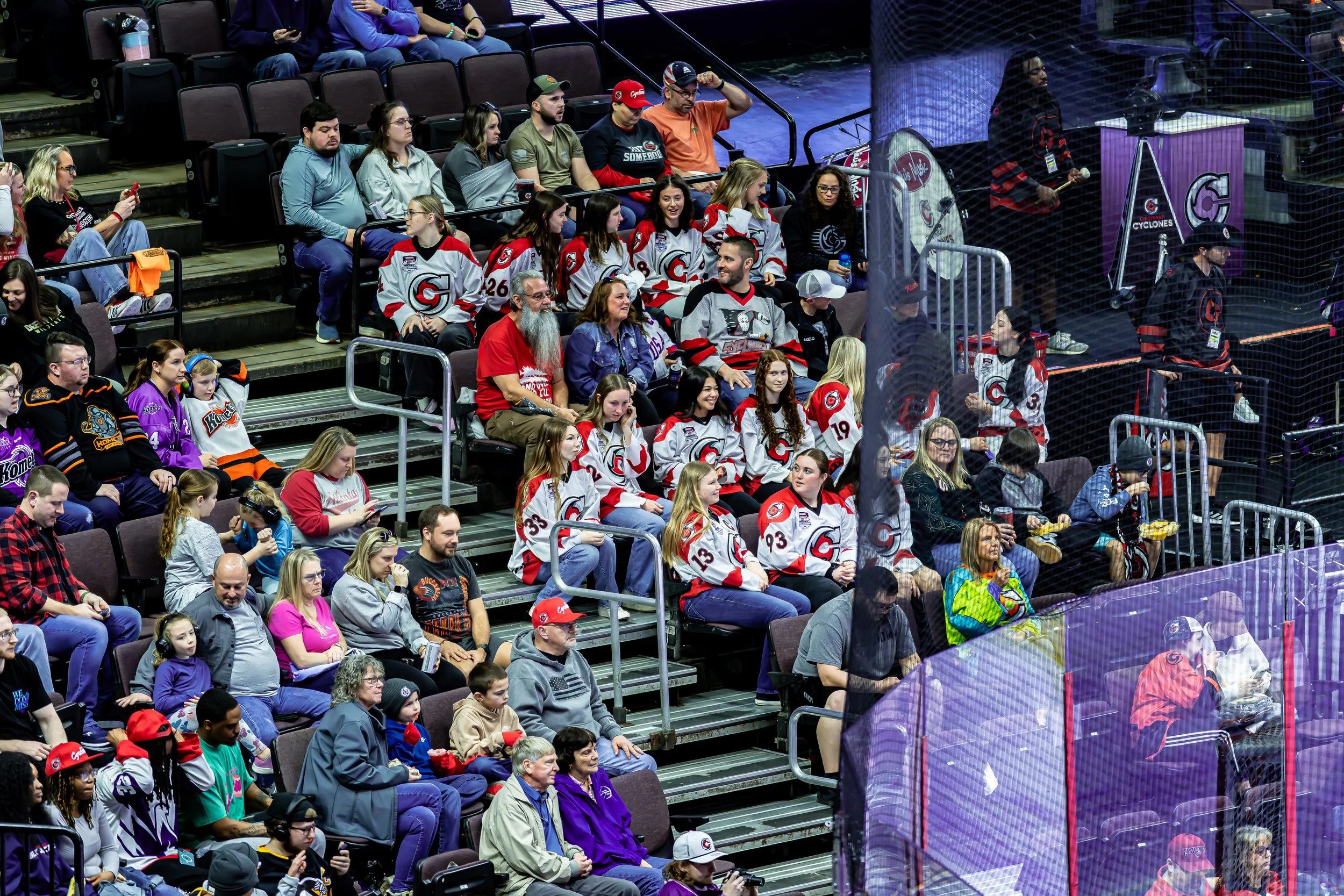 crowd-110.JPG