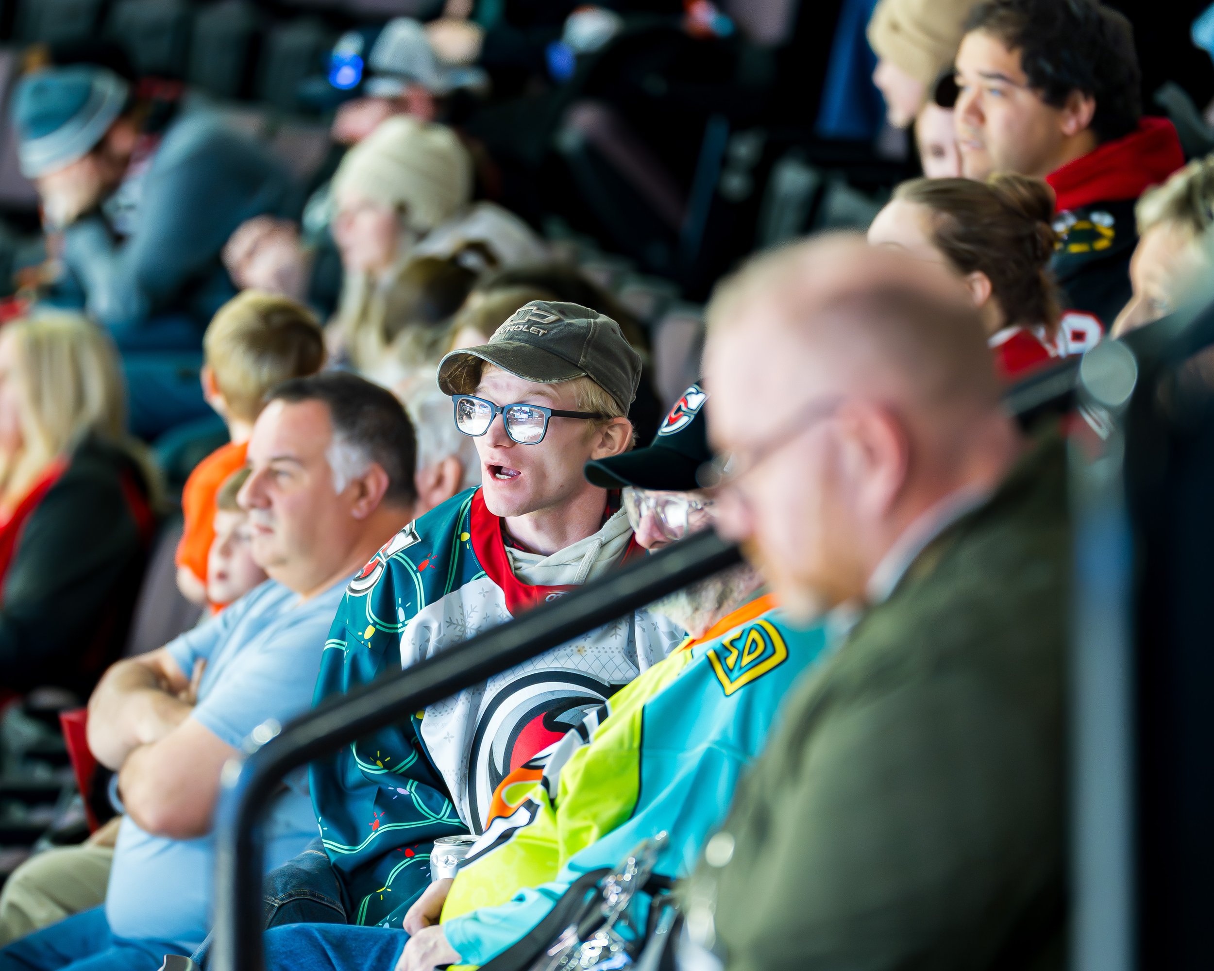 crowd-14.jpg