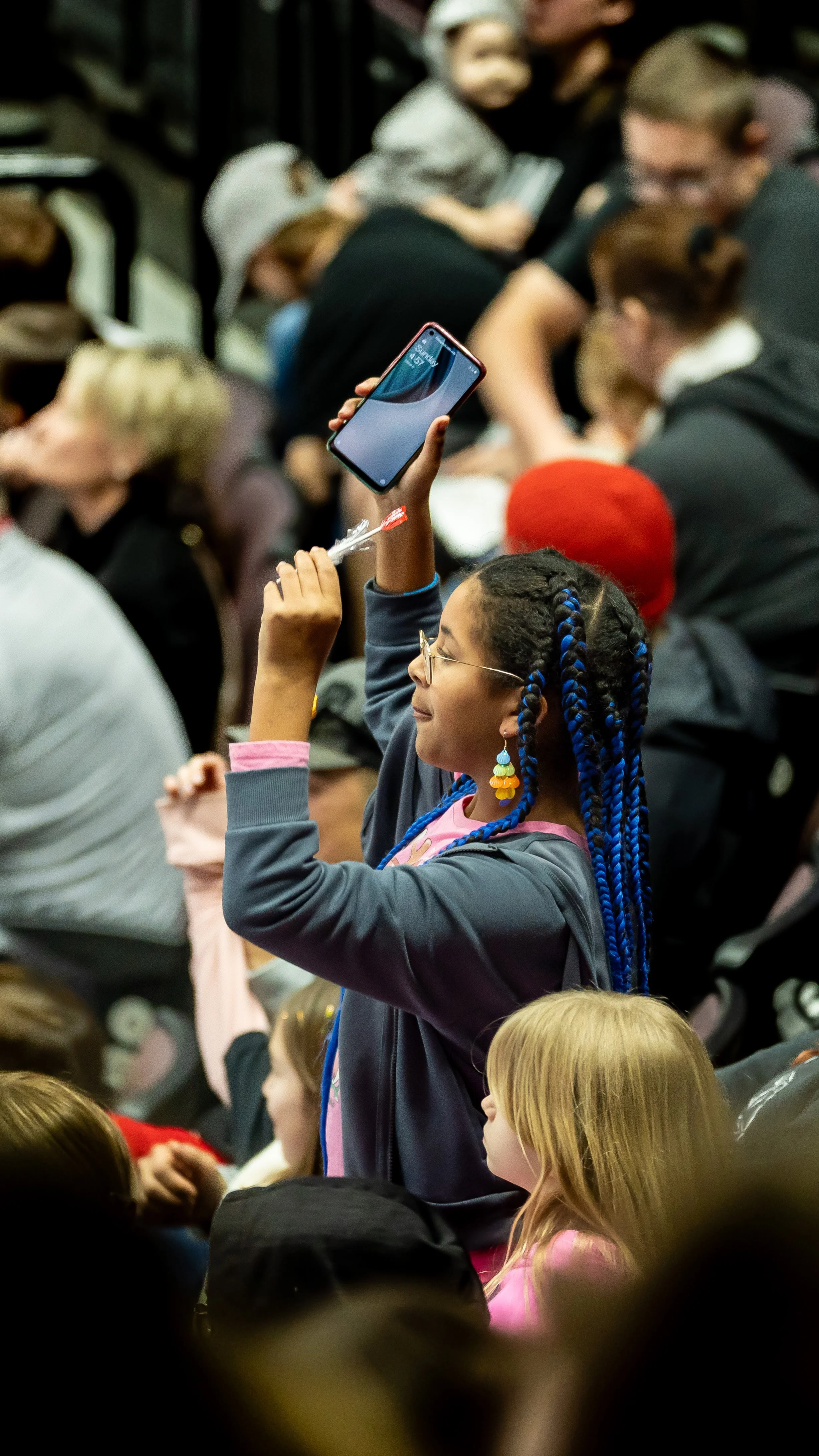 crowd-13.jpg