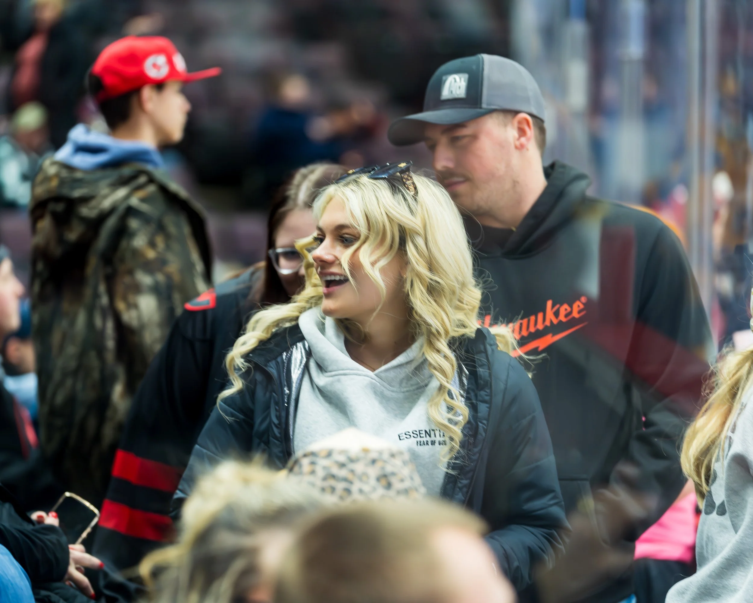 crowd-08.jpg