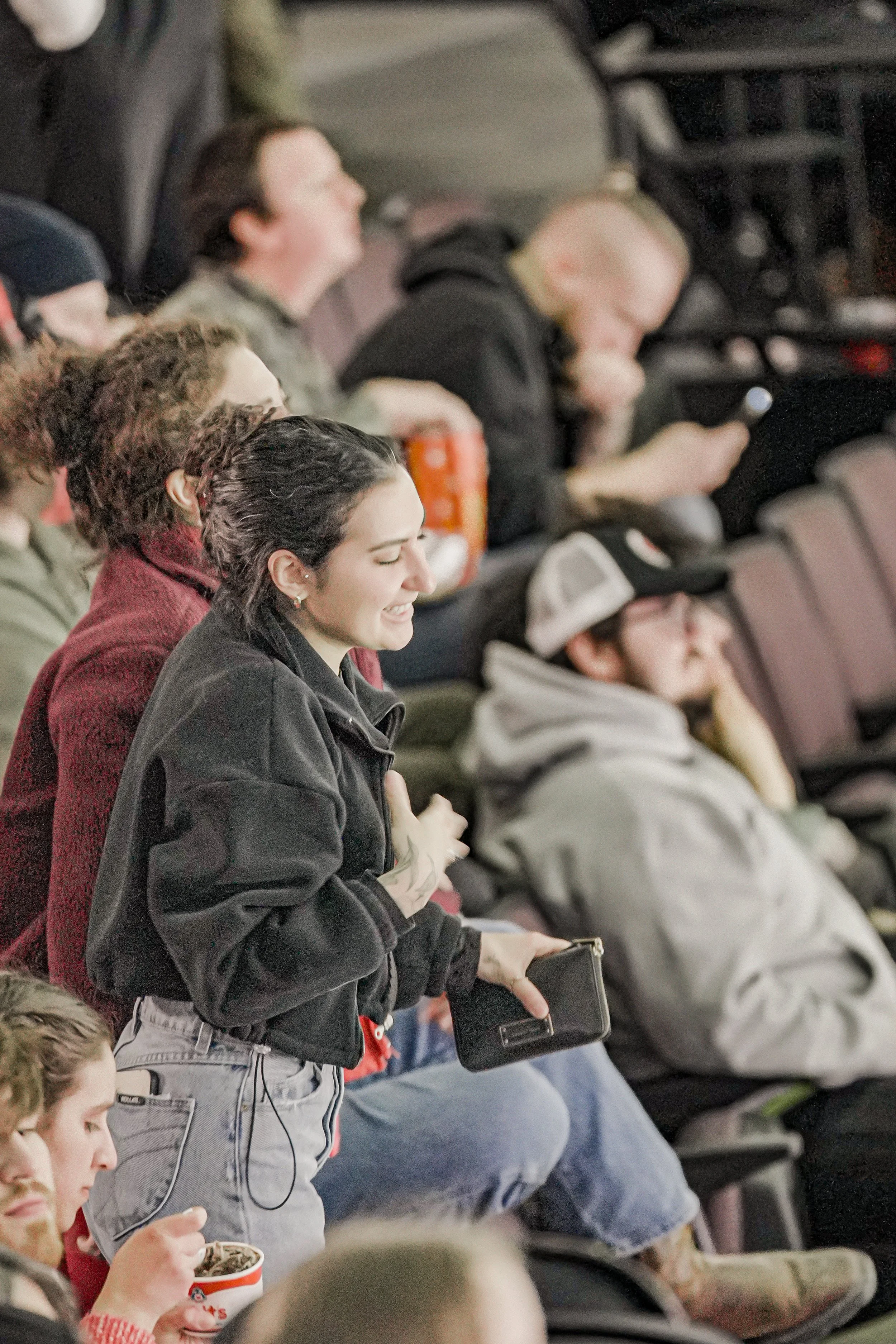 crowd-miracle-30.jpg