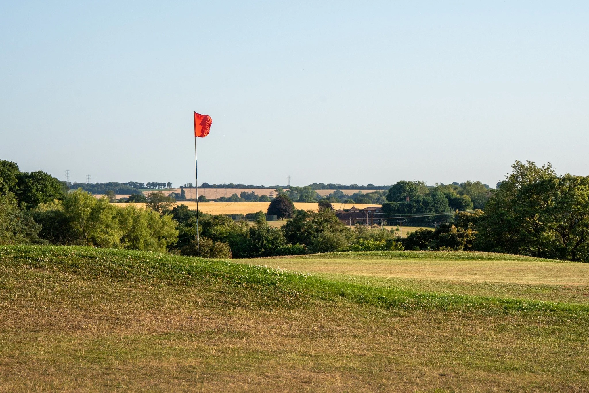 The clocks change this weekend&mdash;time to plan your next round! ⛳ Book your tee time at Worldham and get ready for longer evenings on the course.
https://www.chronogolf.com/club/worldham-golf-and-padel