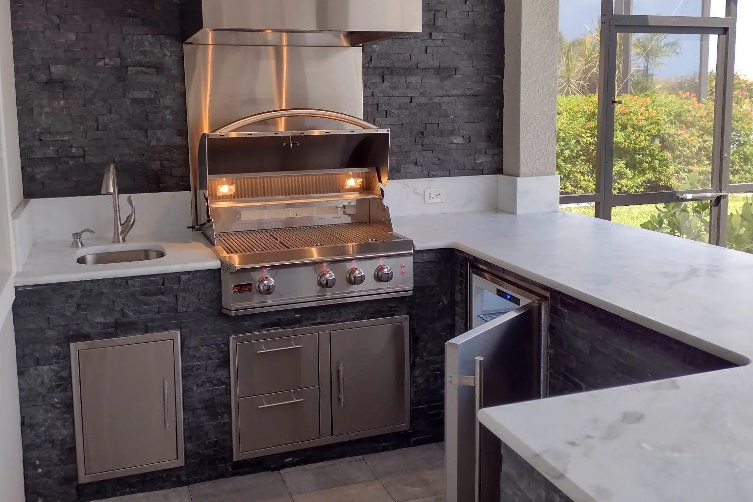 outdoor kitchen9.jpg