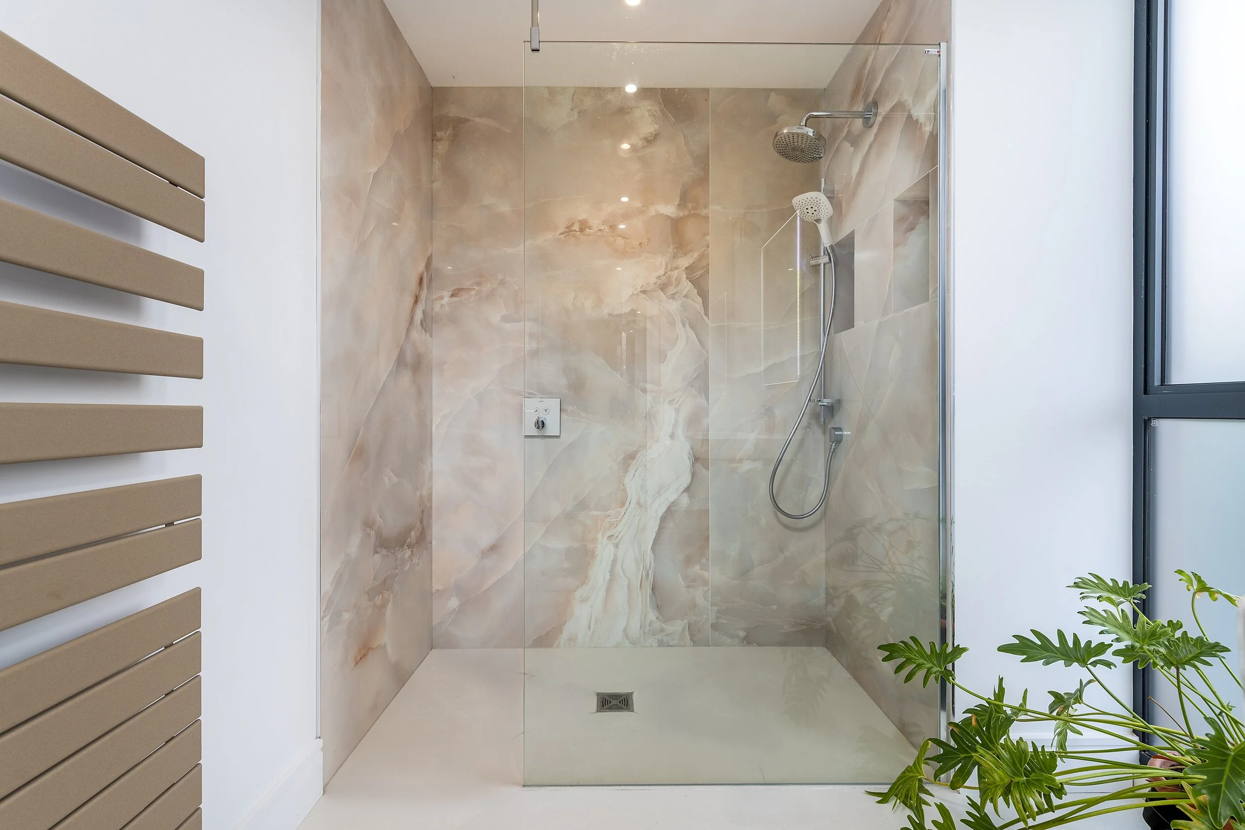 Ensuite.jpg