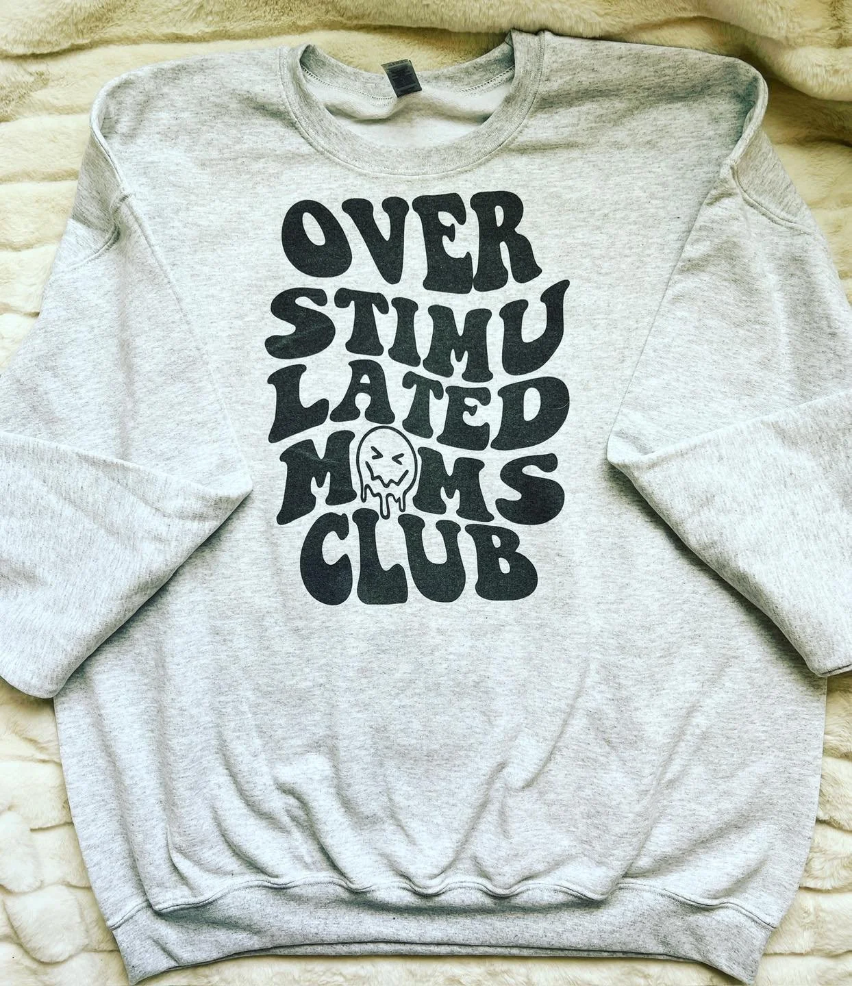 Cold nights, full rooms, and hearts that feel a little extra by the end of the year.
Welcome to the Overstimulated Moms Club.
New Year&rsquo;s Eve edition 🤍
Praying everyone stays safe tonight ✨

PS &mdash; the giveaway is still happening!! Enter by