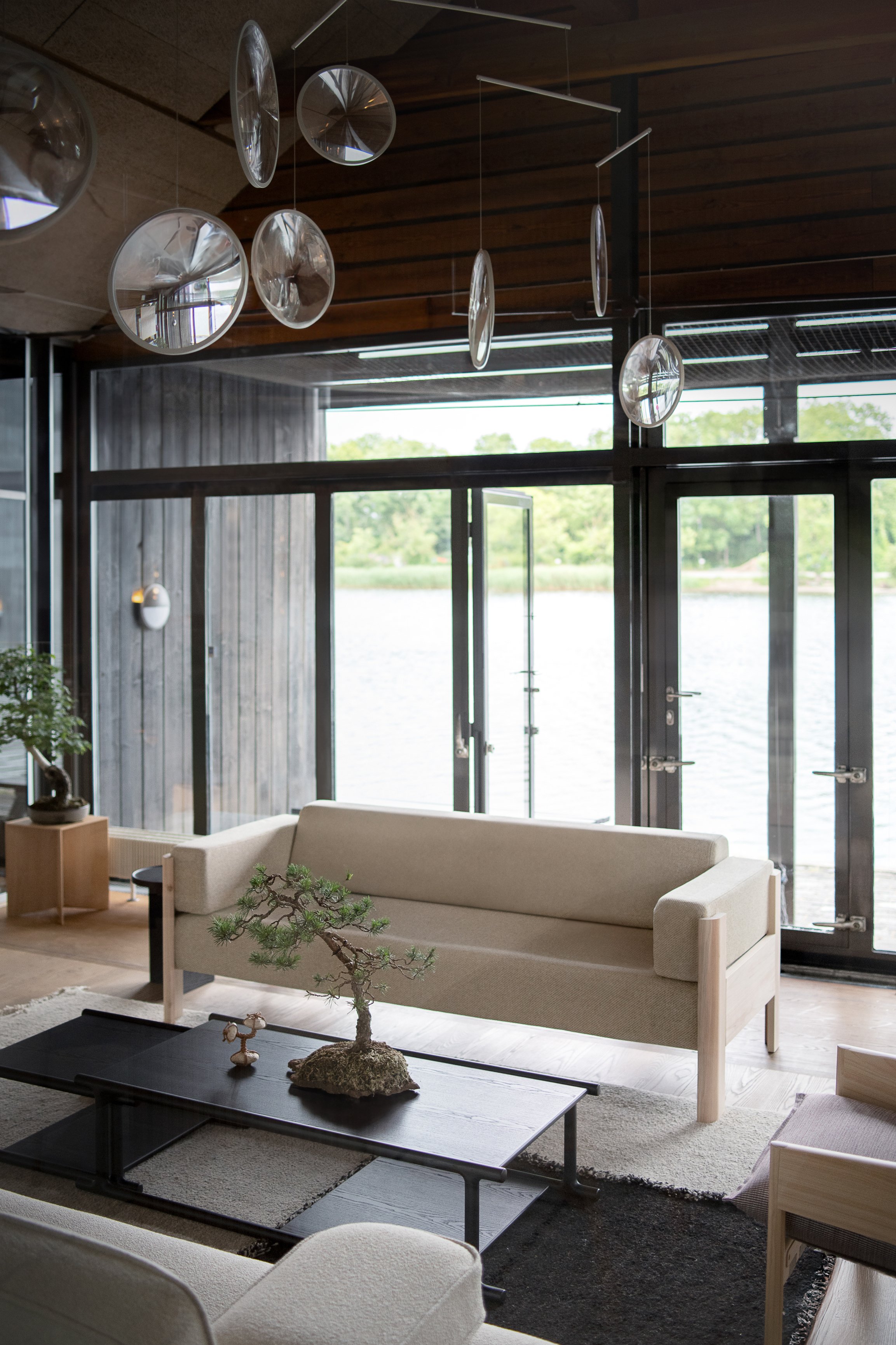ARIAKE_Nagare_04_by_Sebastian_Stadler.jpg