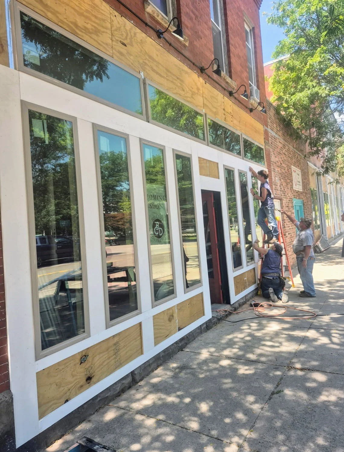 Front Windows (07/2025)