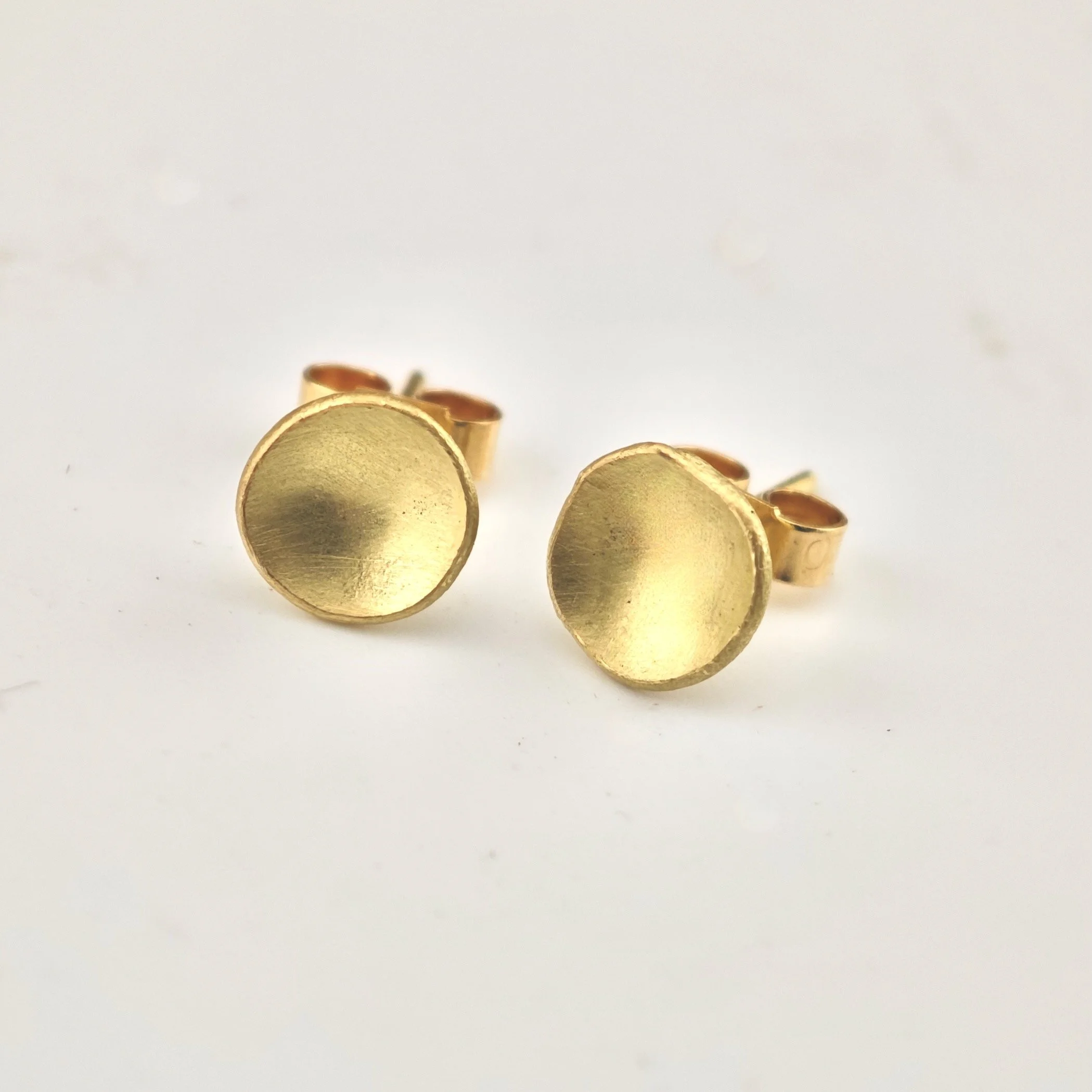 Domed stud 18ct Yellow Gold Earrings.jpeg