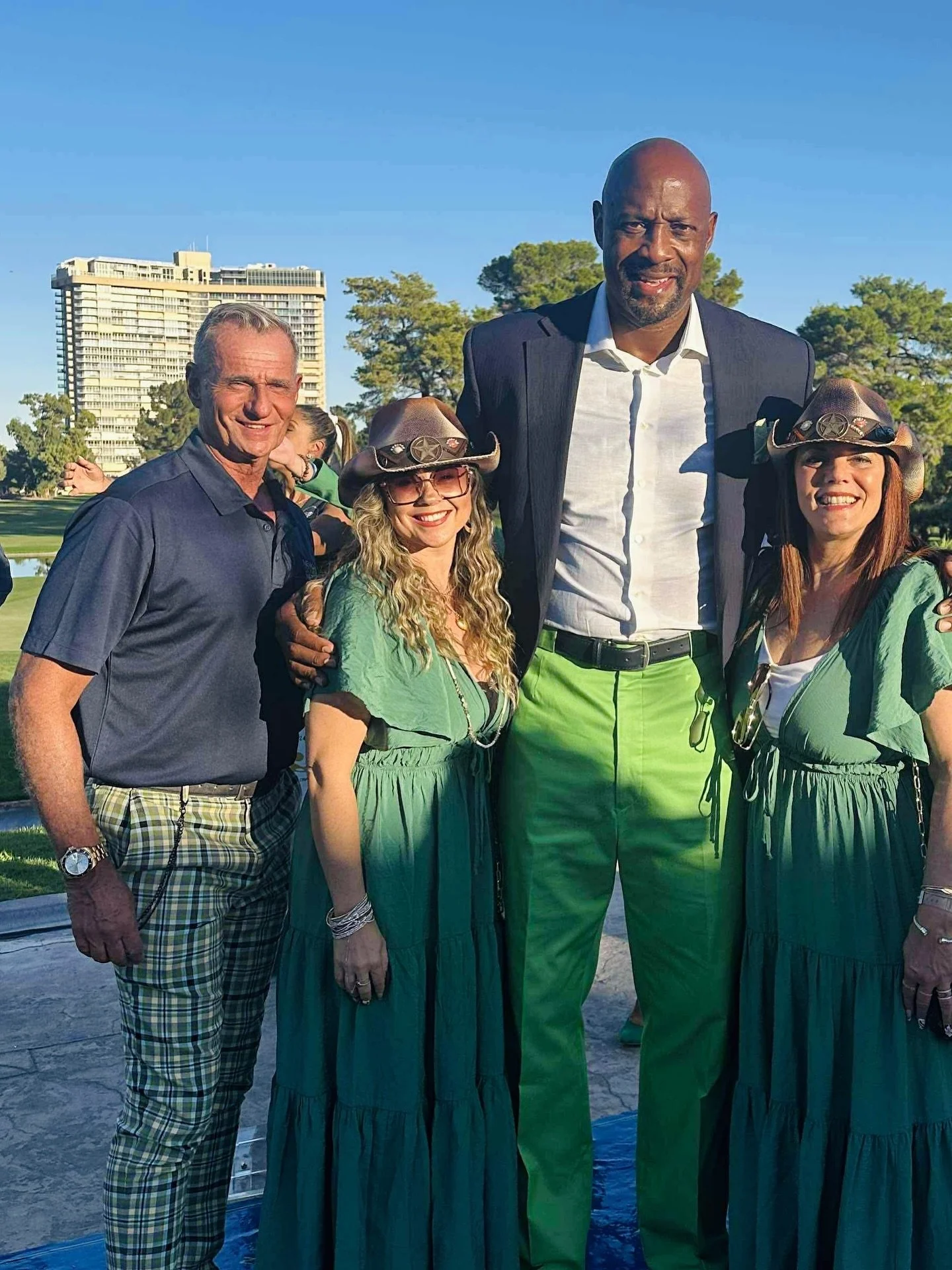 It was a great honor meeting the incredible Alonzo Mourning at the Nevada Donor Network Foundation Golf Invitational.
Twenty-three years post kidney transplant and thriving — his story of strength, faith, and gratitude reminds us how one gift