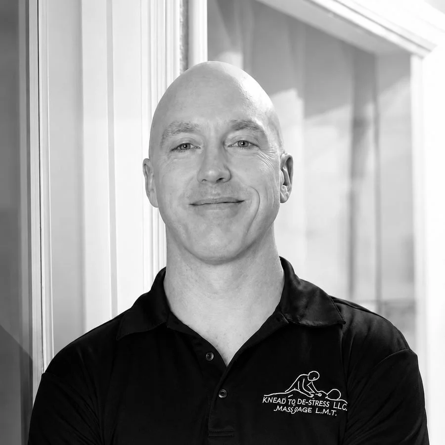 Headshot of Jessie Jones, L.M.T., massage therapist
