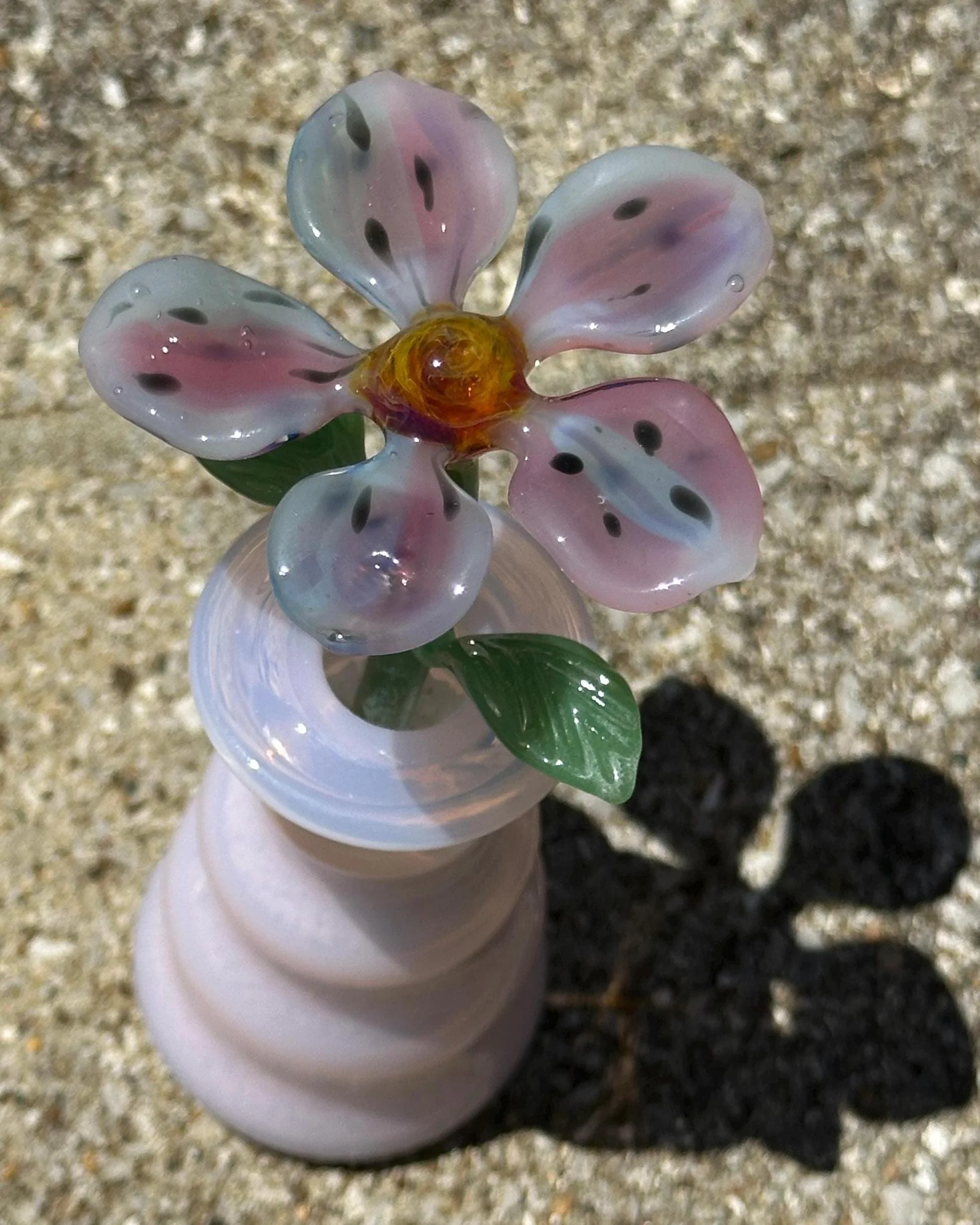 Handmade Glass Flower in Jade Pink Vase