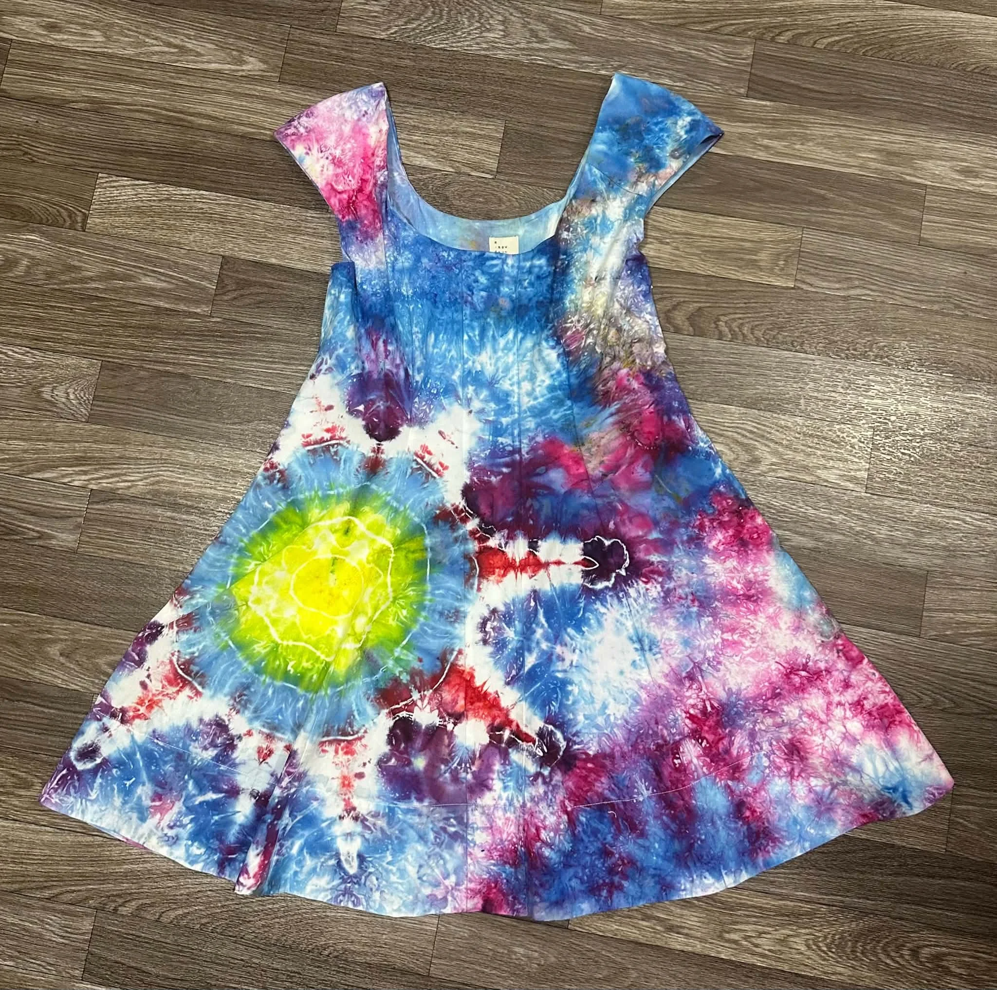 e9edd4a5-3969-4cc0-b6d1-358e426b8c5b.jpg