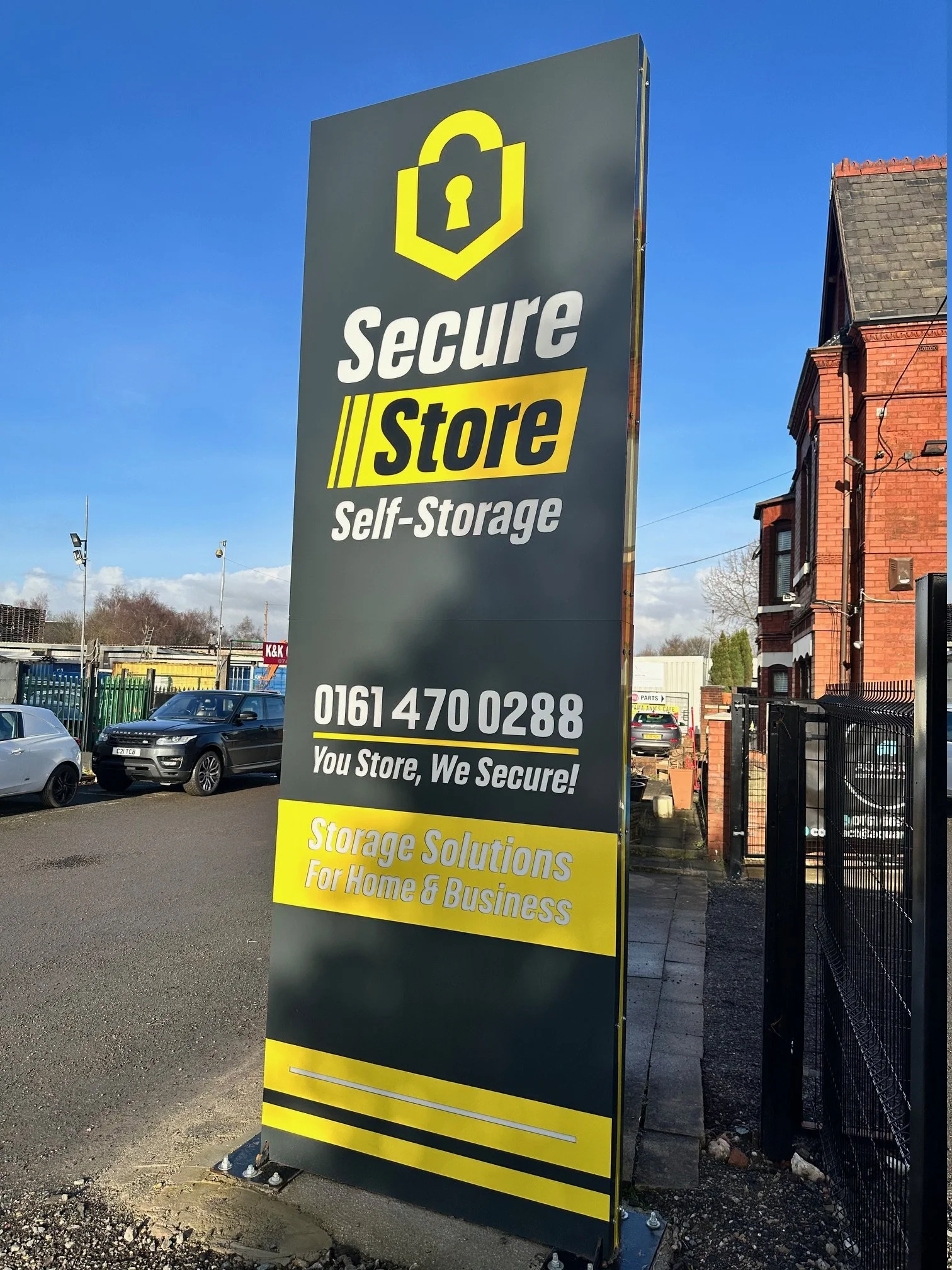 Secure Store - Totem.jpg