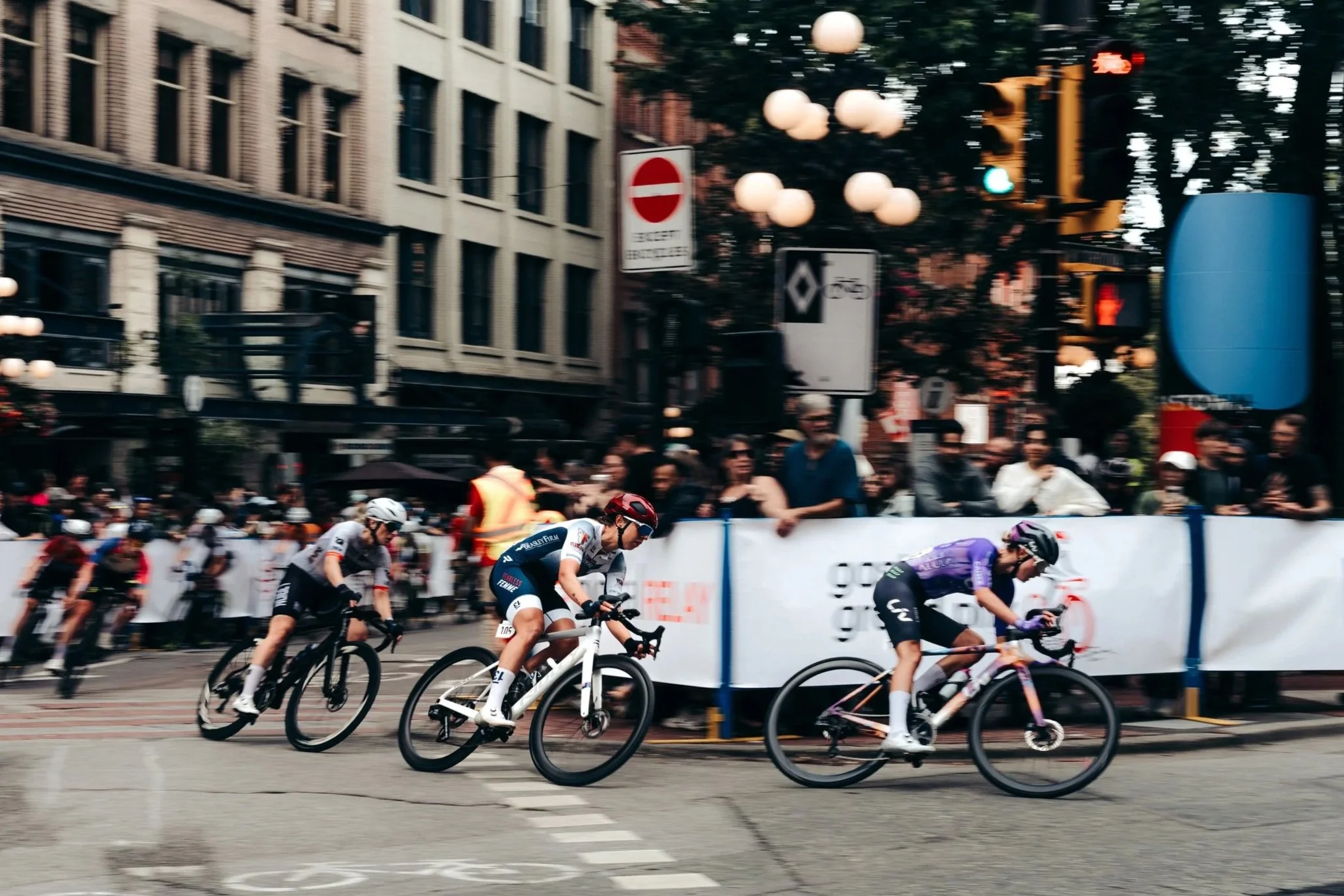 07-08-26-BethWhitehead-GastownGP-8950.jpg