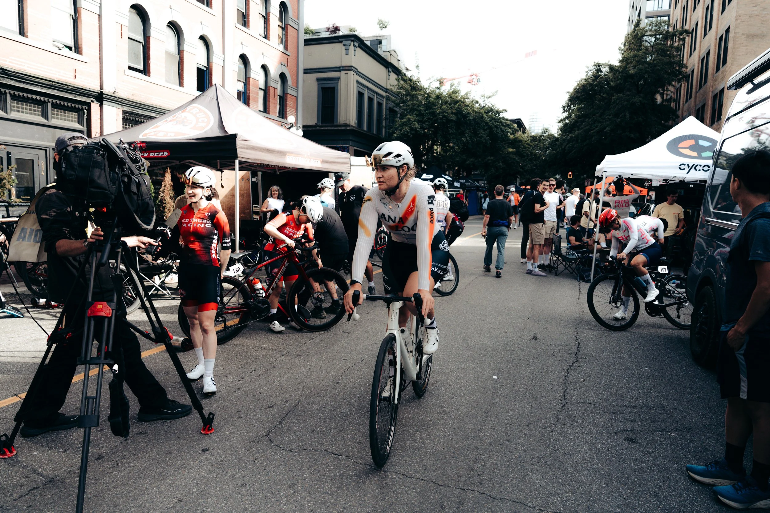 07-08-26-BethWhitehead-GastownGP-8814.jpg