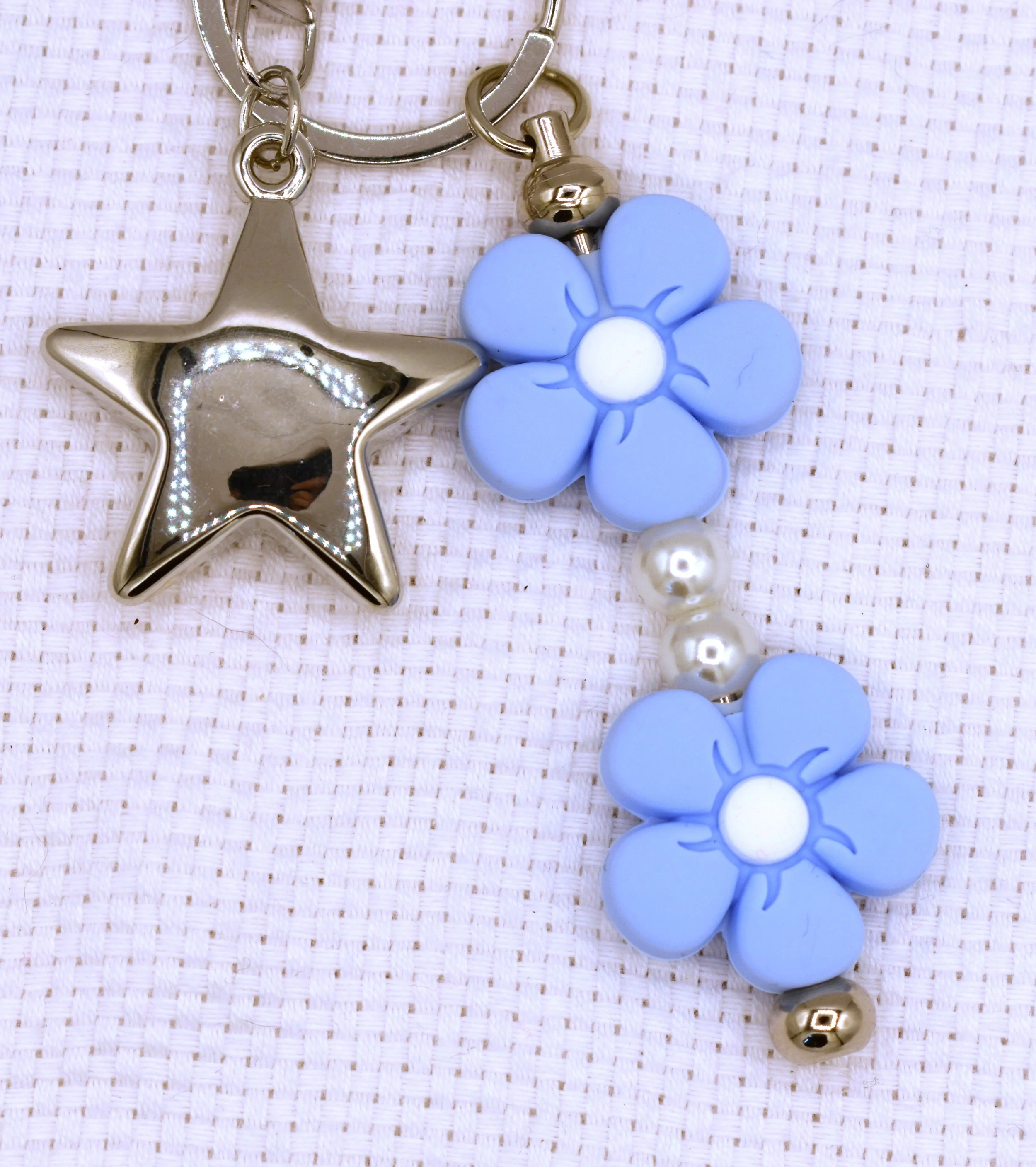 b_ue flowers silver star 1.JPG