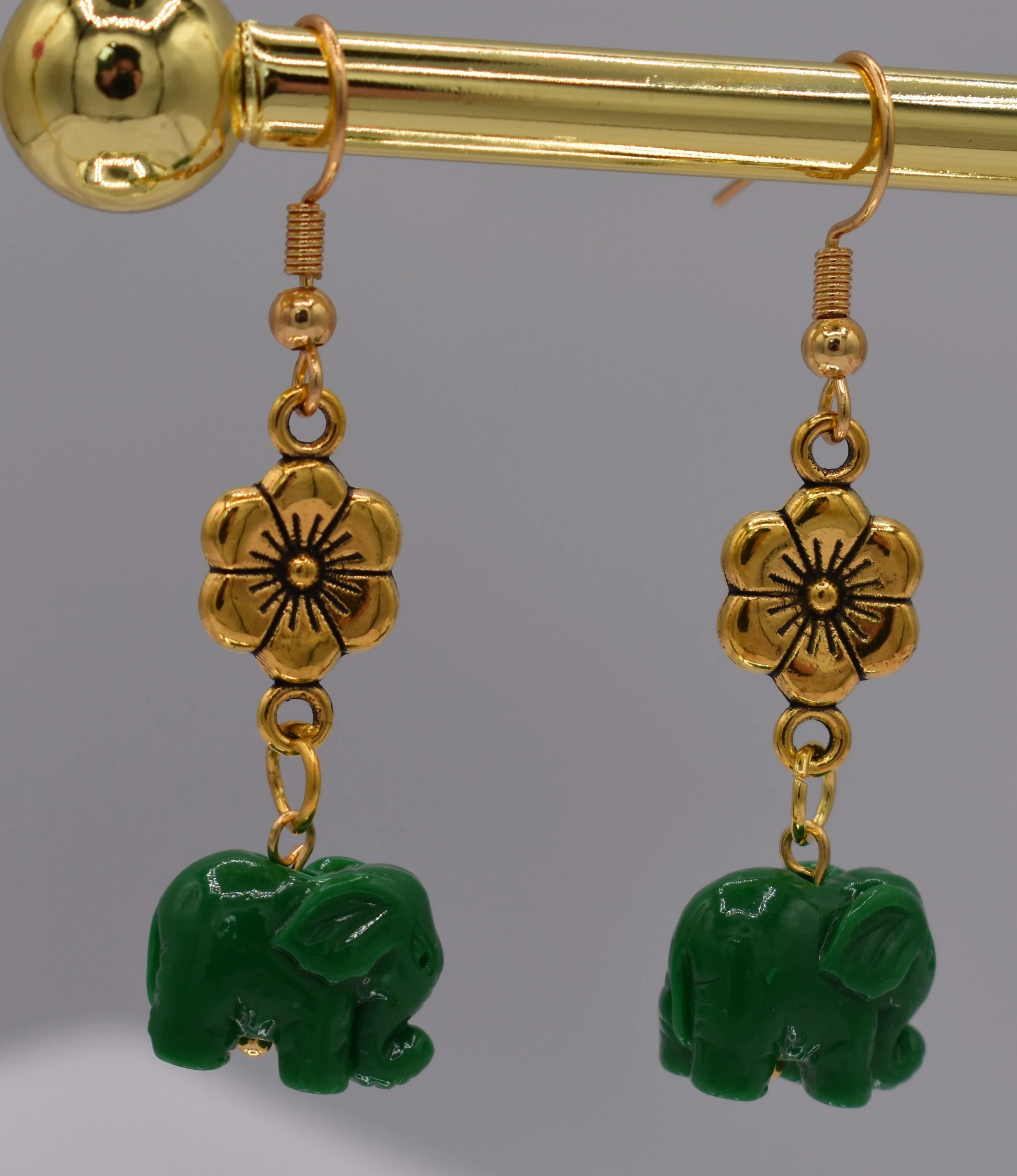 Dark Green Elephant_Stone 2.JPG