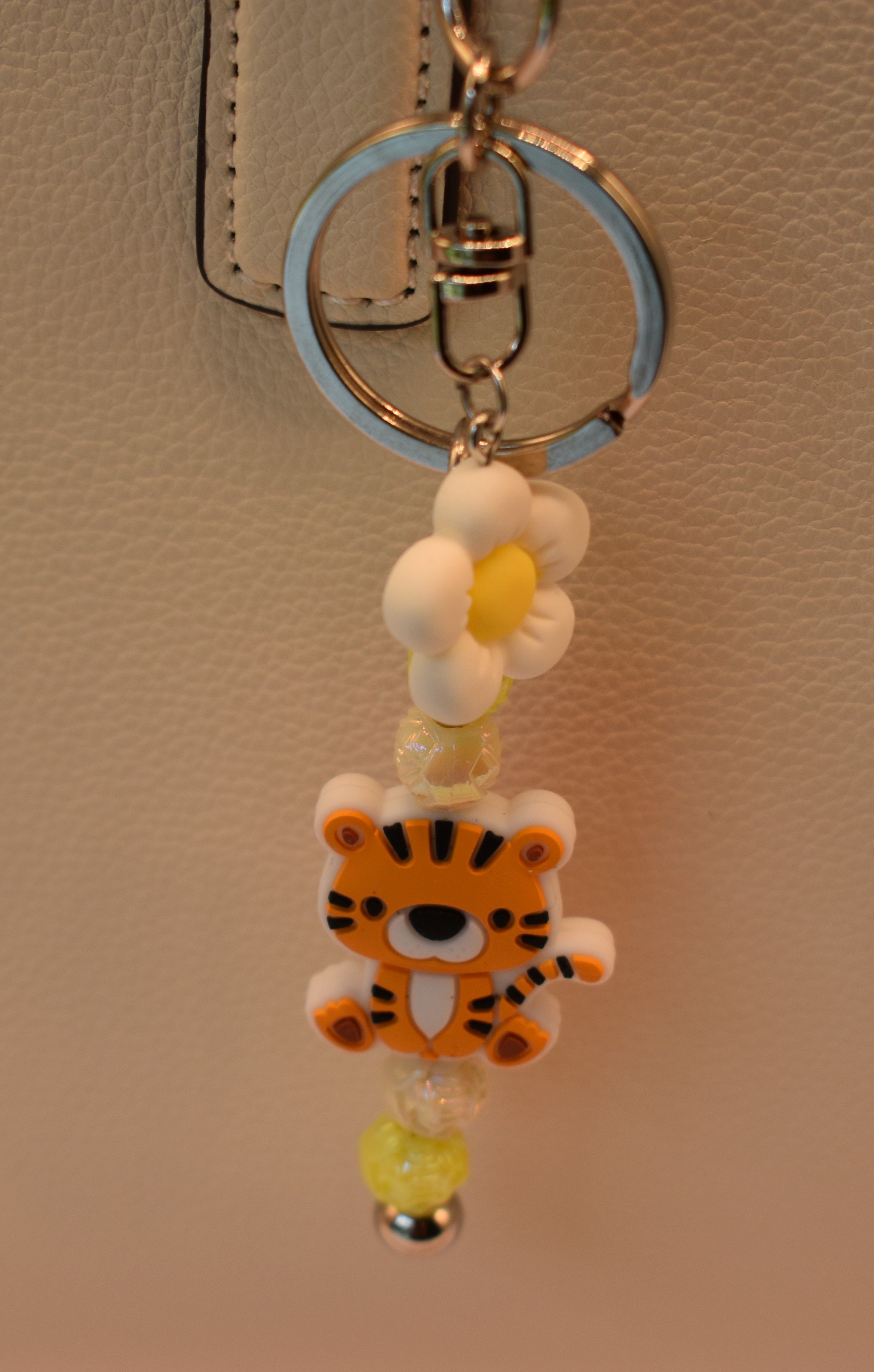 tiger_purse shot 1.JPG
