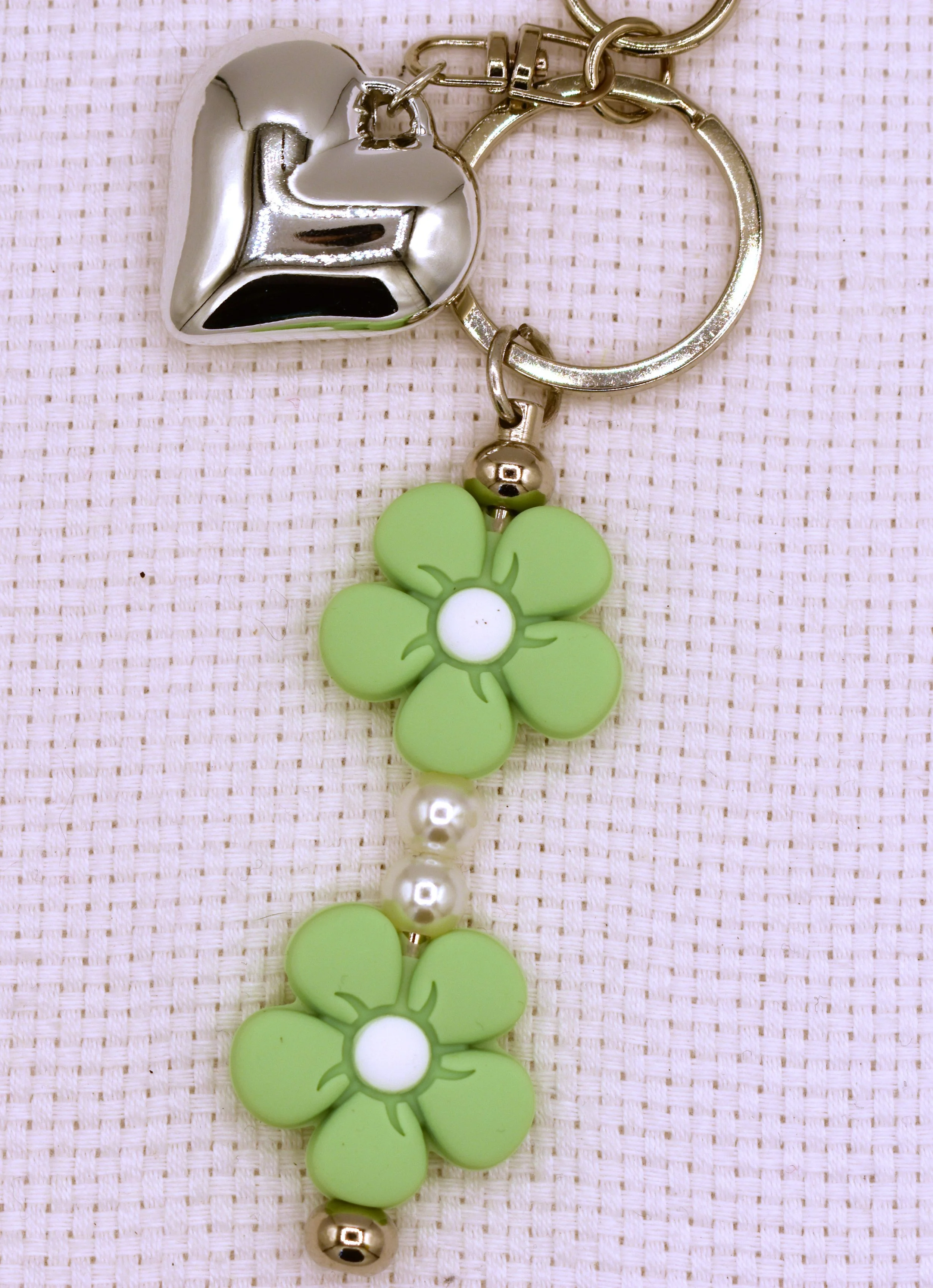 green flower silver heart 1.JPG