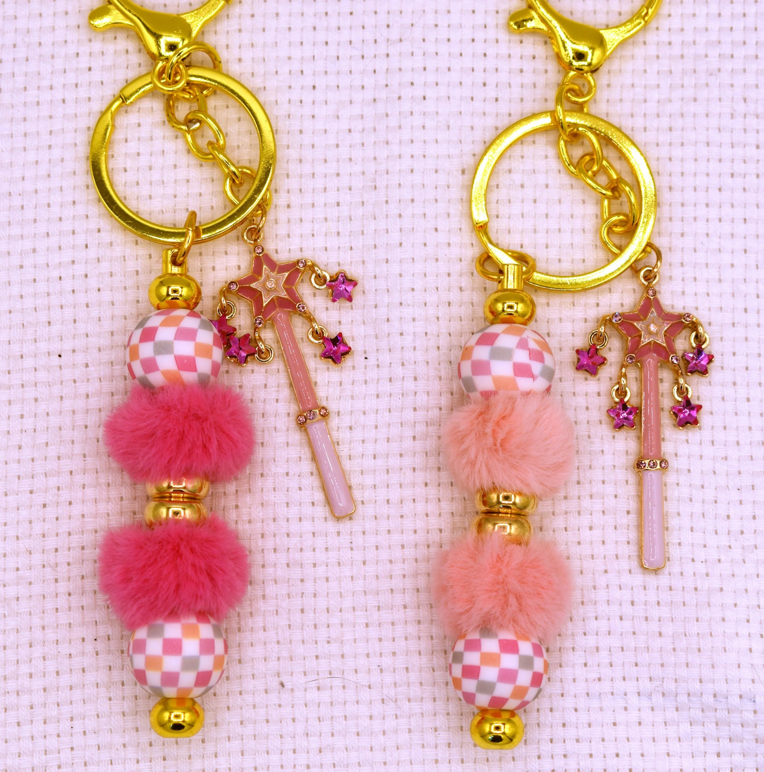 Pom Pom w/ Wand