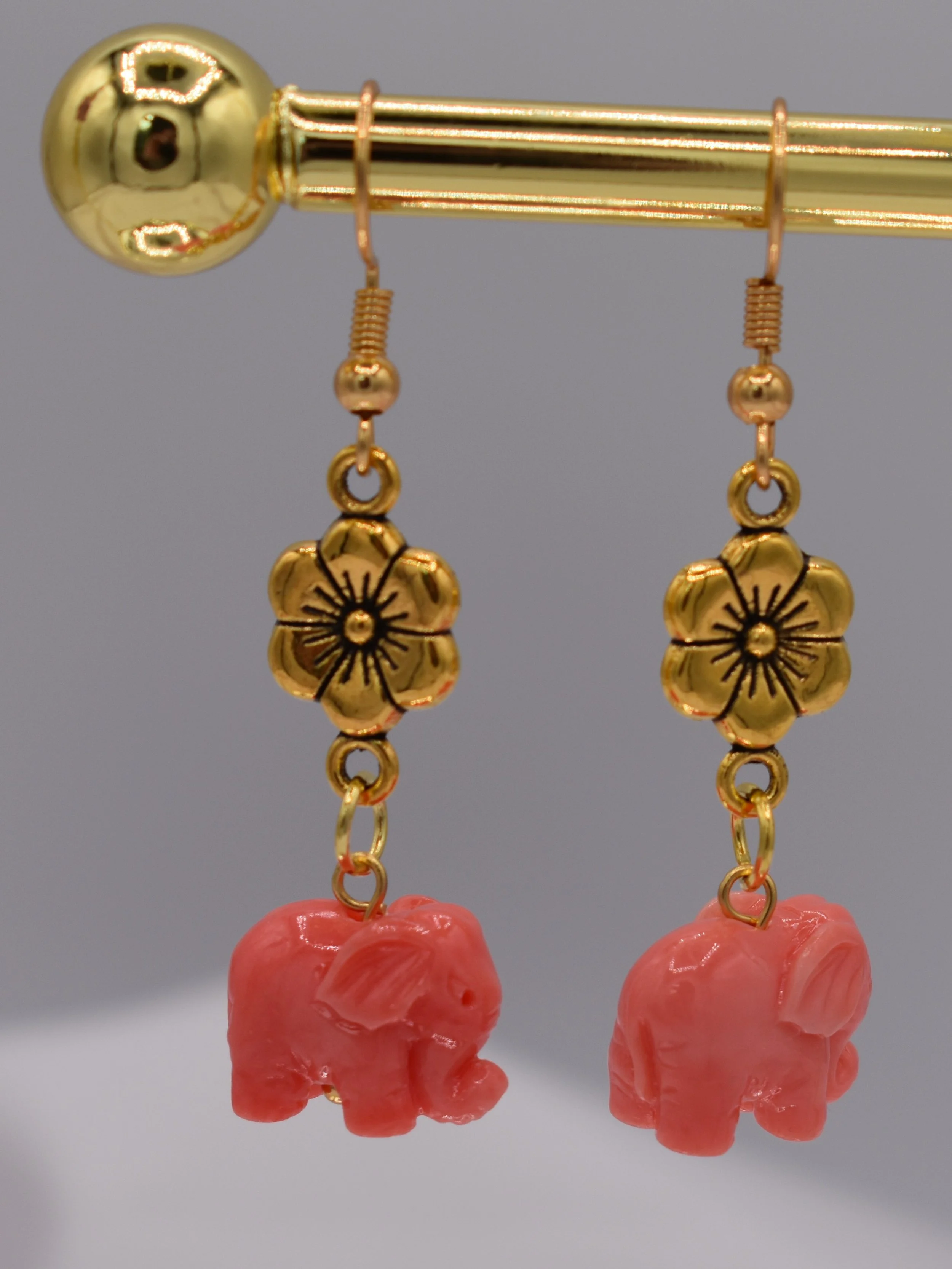 Dark Pink Elephant_Stone 2.JPG