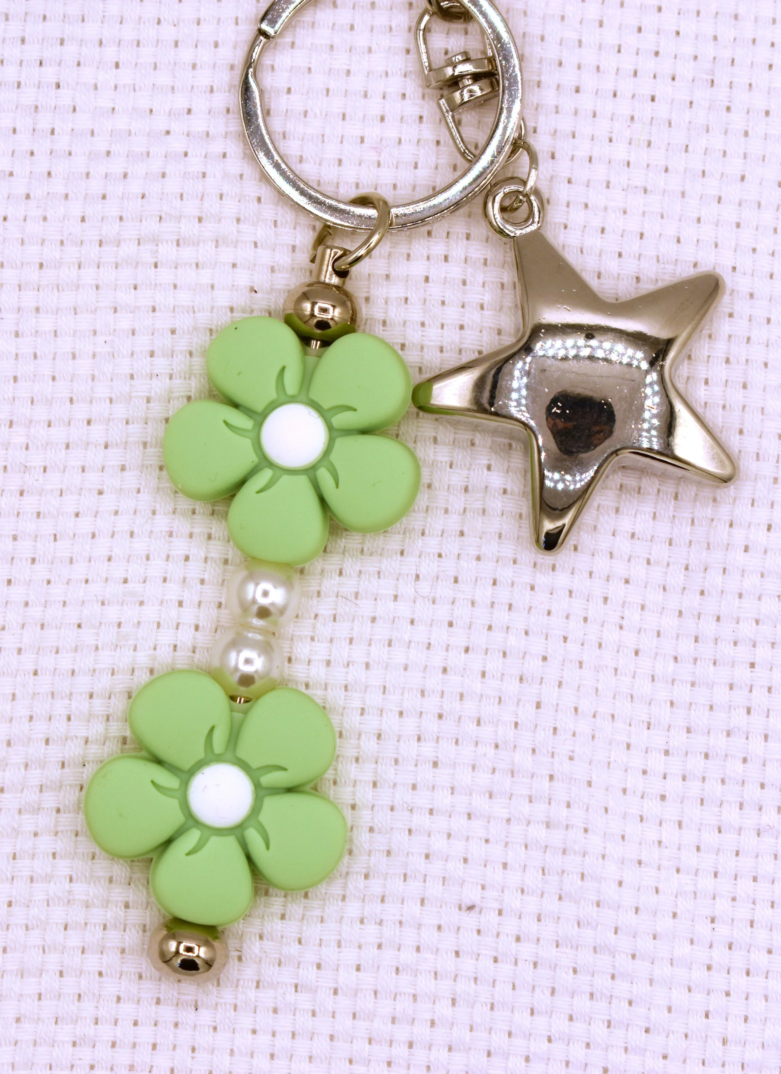 green flower silver star 2.JPG