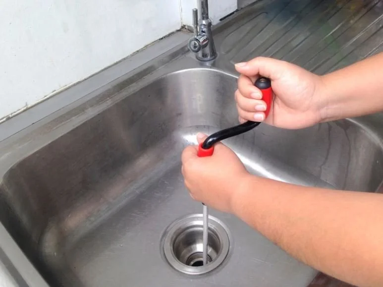 What Are the Most Effective Ways to Unclog Drains Naturally?