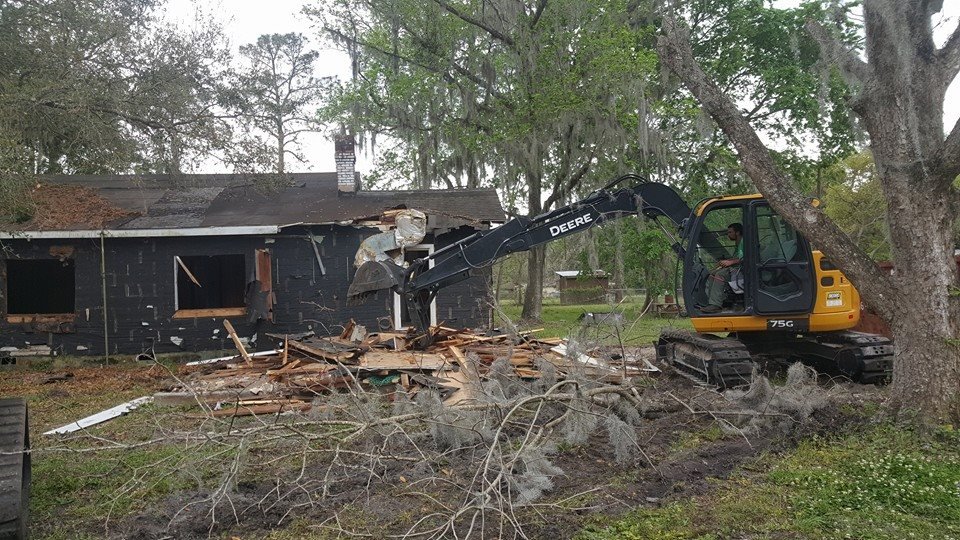 Fallen trees and debris cleared after storm damage by S&R Site Works