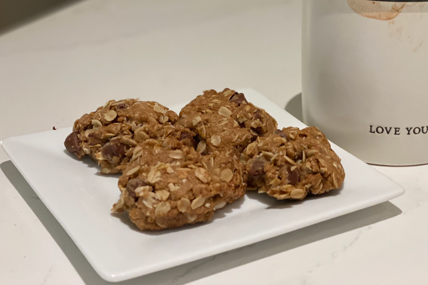 Vegan Oatmeal Chocolate Chip Cookies