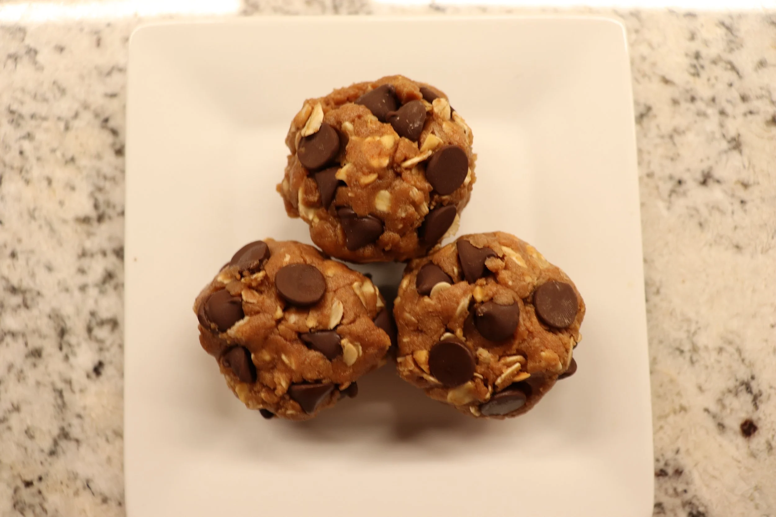 Vegan Peanut Butter Cookie Dough Protein Bites