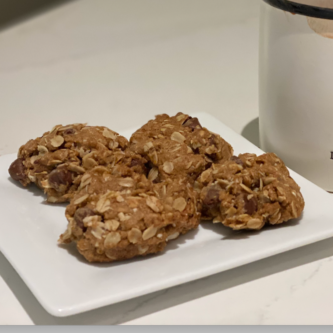 Vegan Oatmeal Chocolate Chip Cookies
