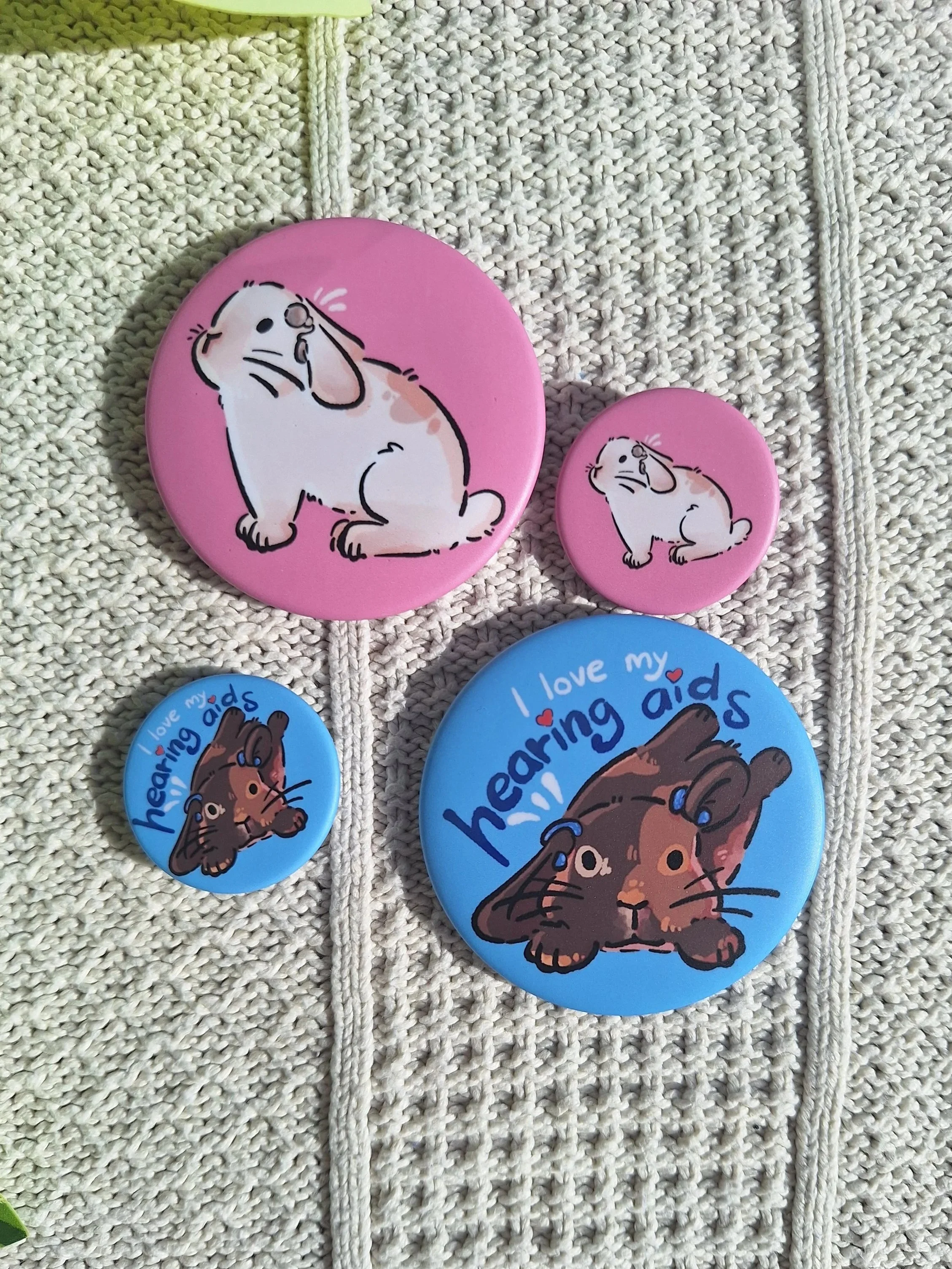 Deaf & Hard of Hearing Buns! Button Pins