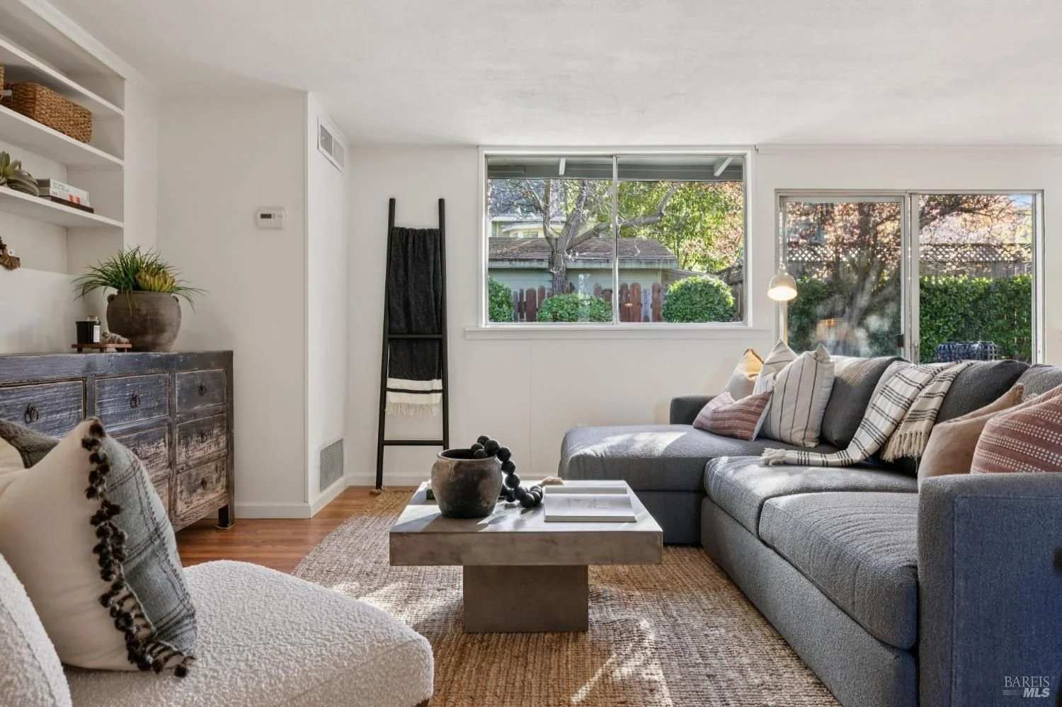 An image of the Cultural Center.