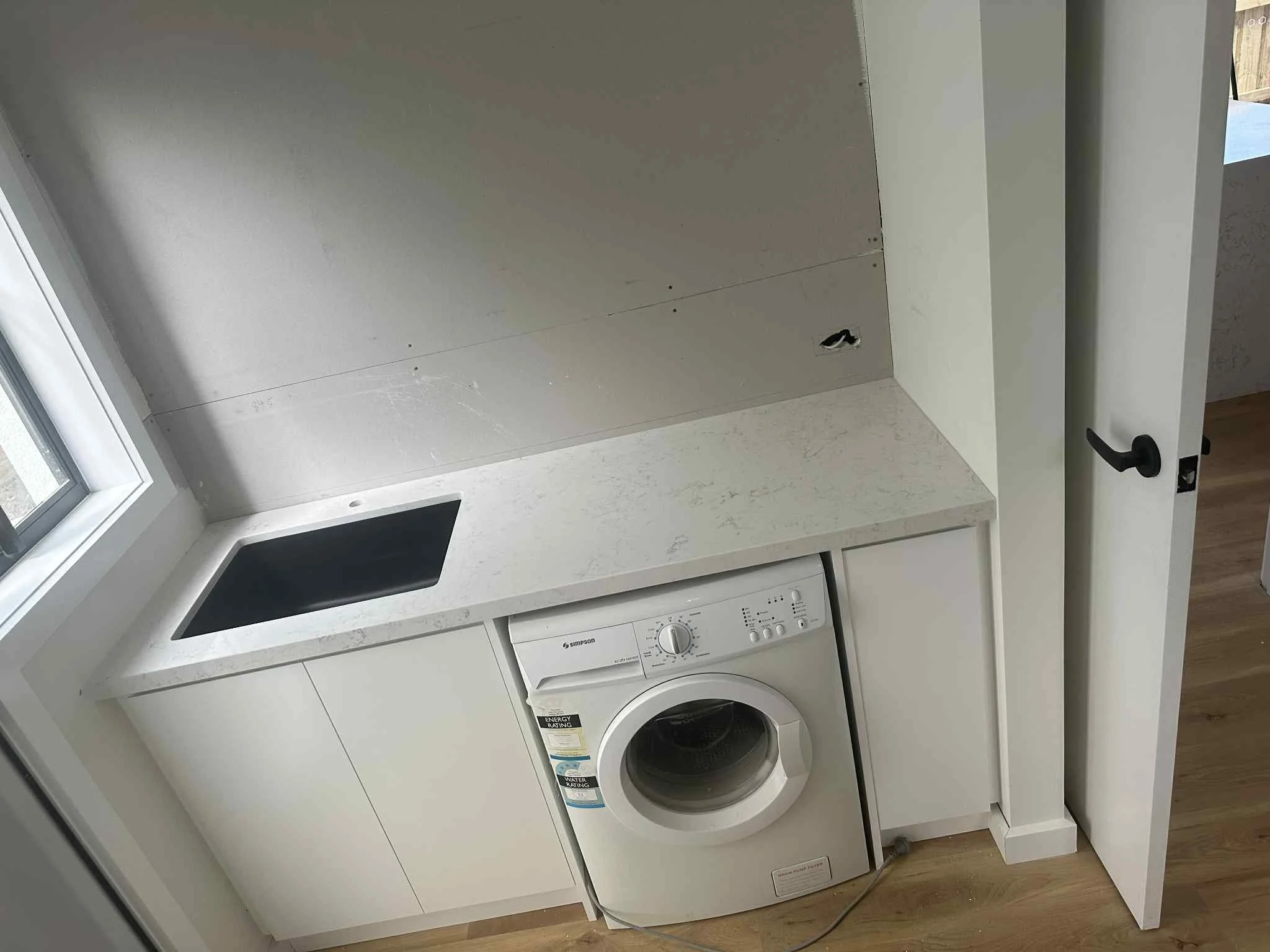 Bathrooms & Laundries