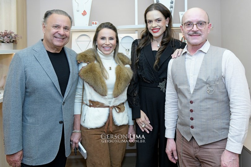 Priscila Mileke -Joalheria Autoral - CasaCor 006.jpg
