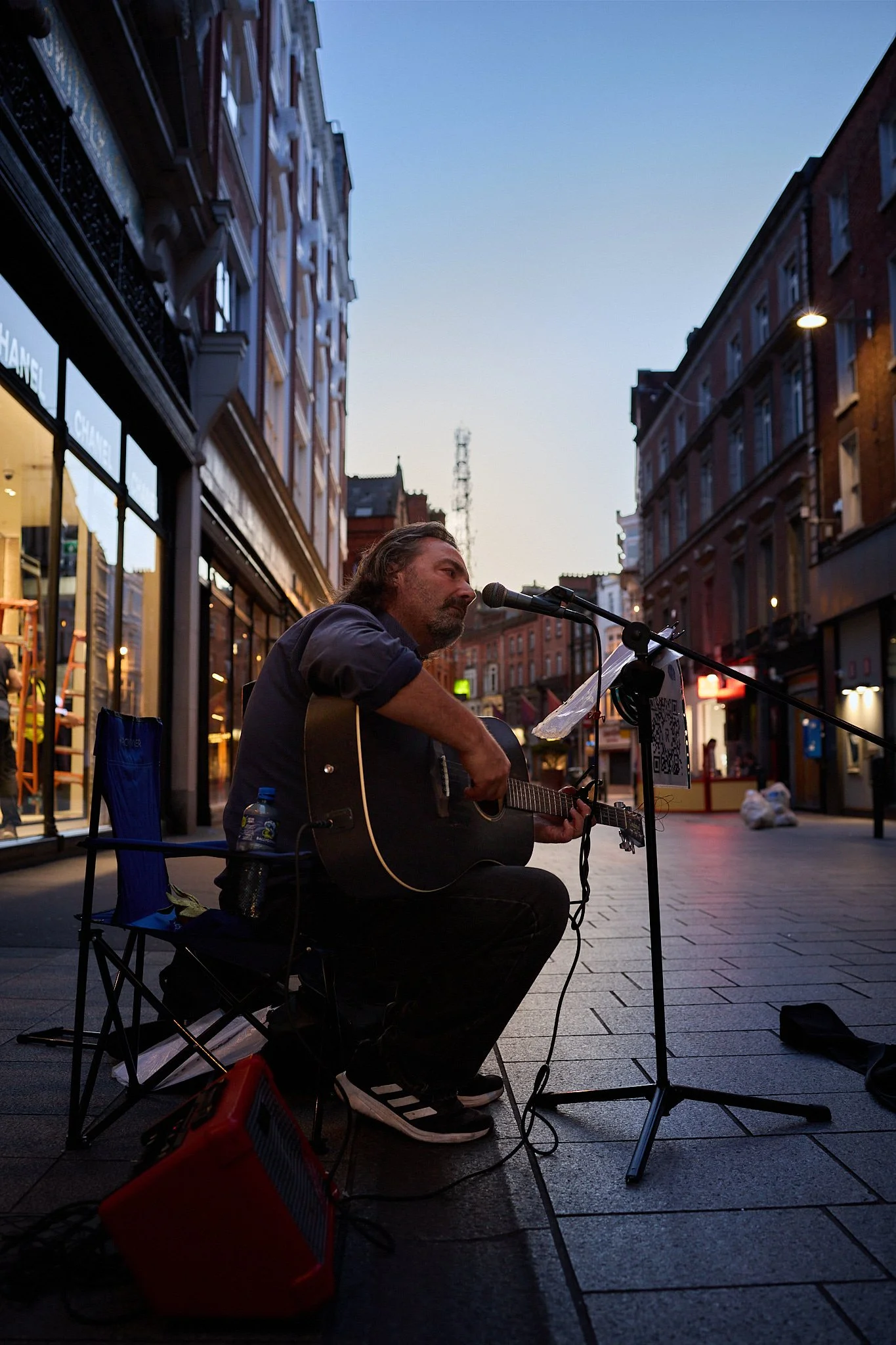 6N4A0202 Guitar Dude.jpg