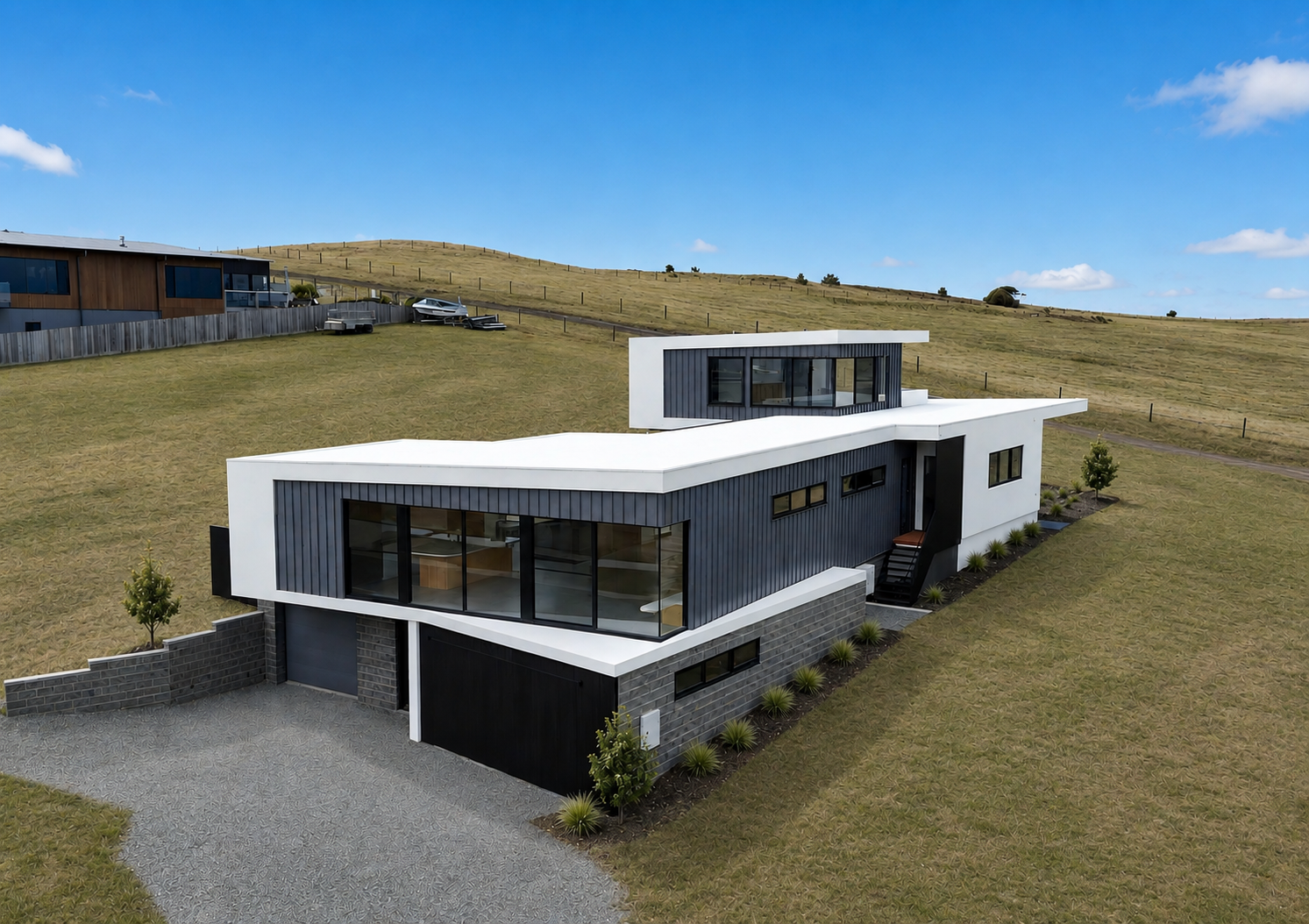 Hill Side modern home overlooking Phillip Island