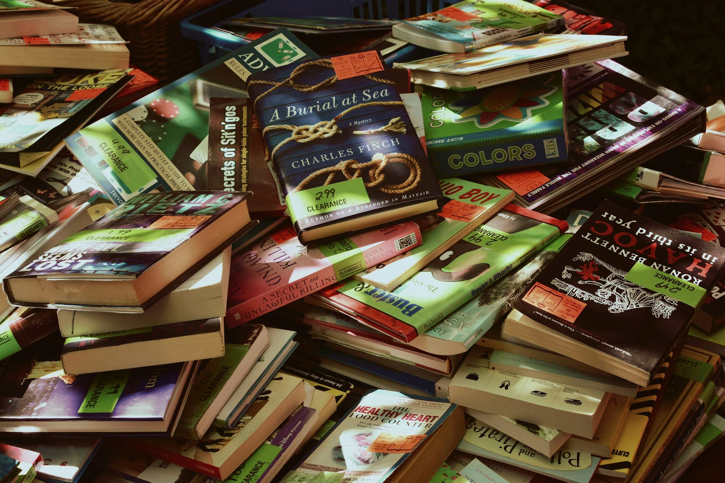 We buy Paperback and hardback book collections