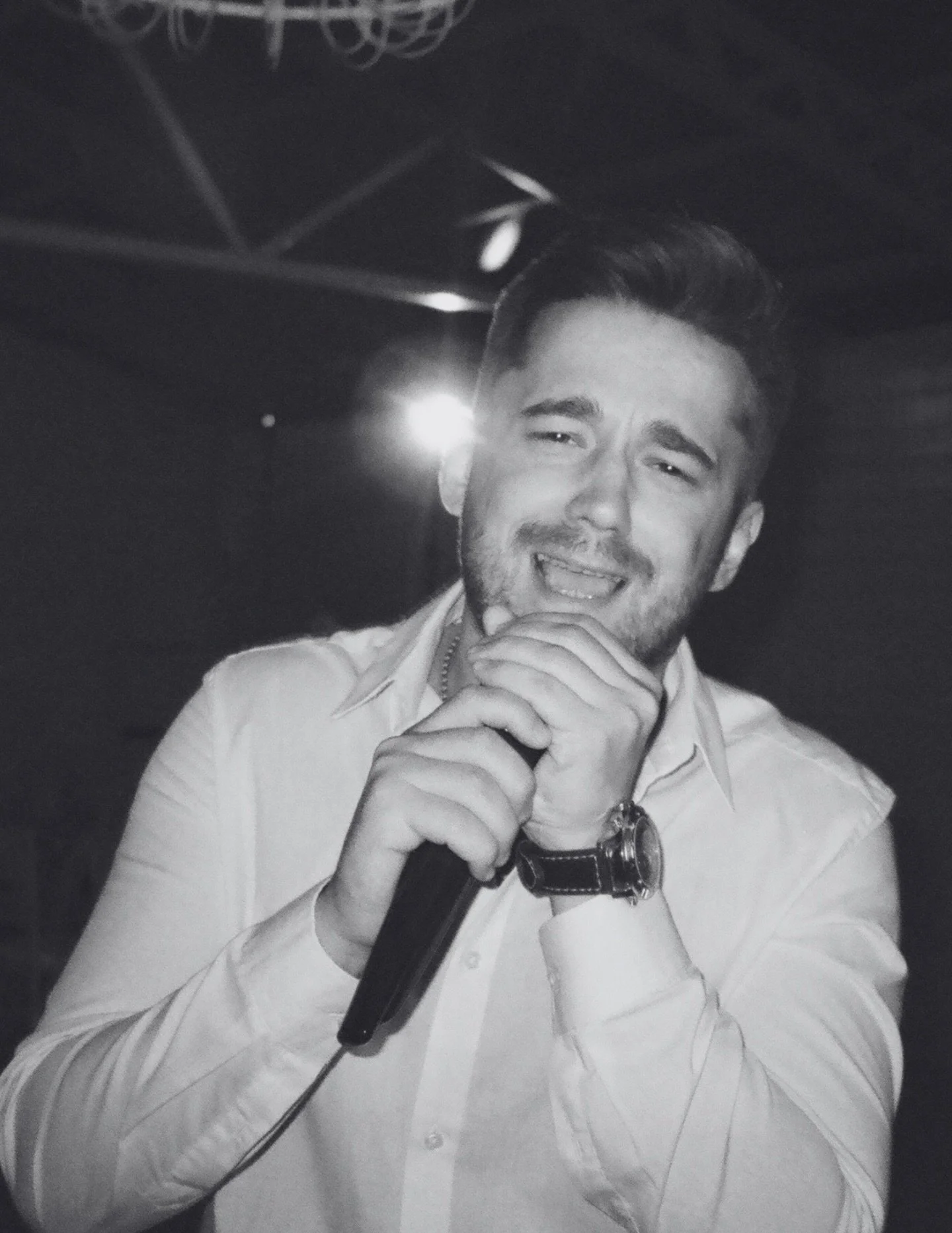 Only 5 days left until we sing our hearts out!
Prepare for legendary vocals&hellip; and even more legendary attempts ! 😂
Grab your crew &mdash; it&rsquo;s almost showtime! 🎤

#rootsandrise