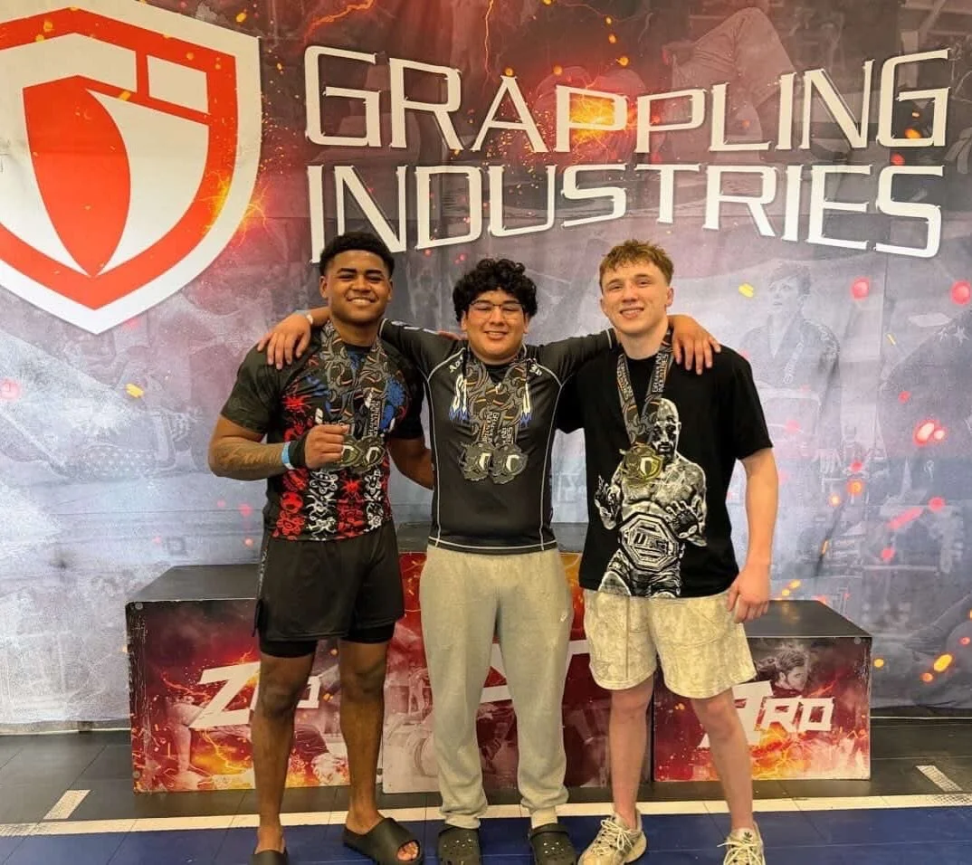 Congratulations to the boys for showing out at Grand Rapids grappling industries 
@swaggyj_2007 double gold 🥇🥇
@angelc5.3  double silver 🥈🥈
@landon.mohr1 🥇