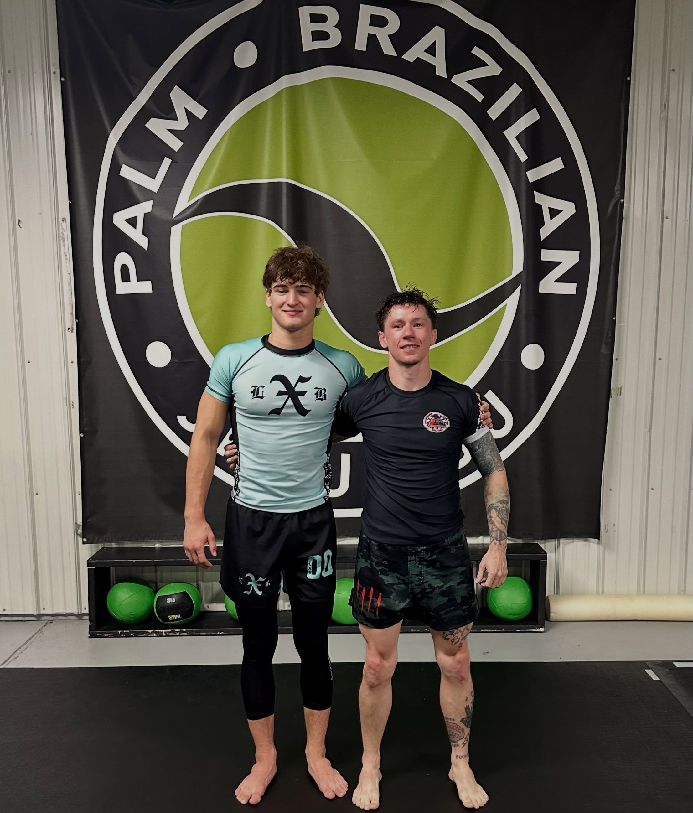 Took a trip up north to work on some guard stuff with my boy @vincebarberjj  appreciate all the knowledge 🥷 
Keep an eye out if you&rsquo;re into competitive grappling, he&rsquo;s a menace at teleporting to the back 

Got to rip the 450 with @concre
