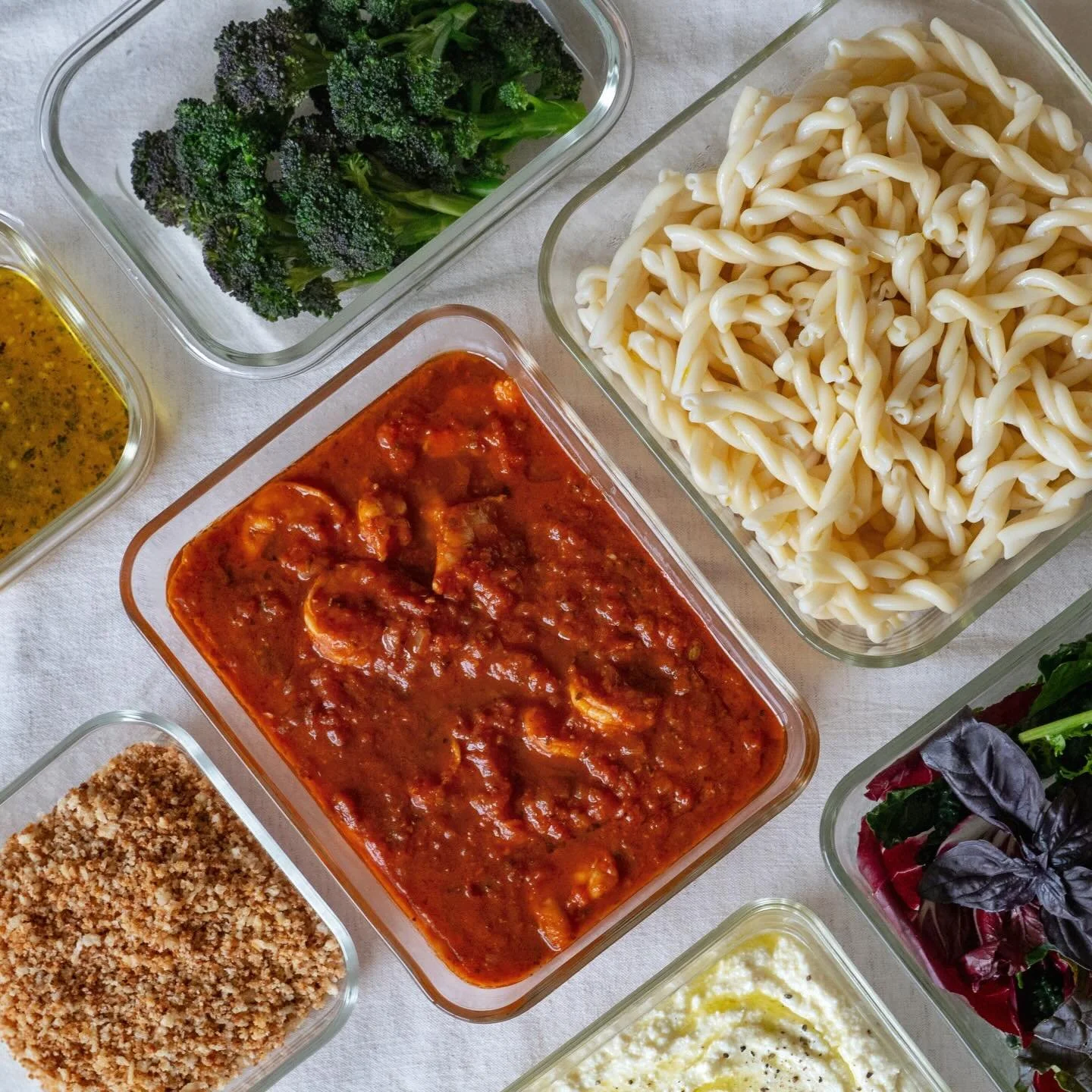 Family-style meals prepared for your table. Thoughtfully shaped around your preferences, needs, and weekly rhythm. 

#dinnerin 
#personalchefvancouver 
#organic 
#local
#familytable